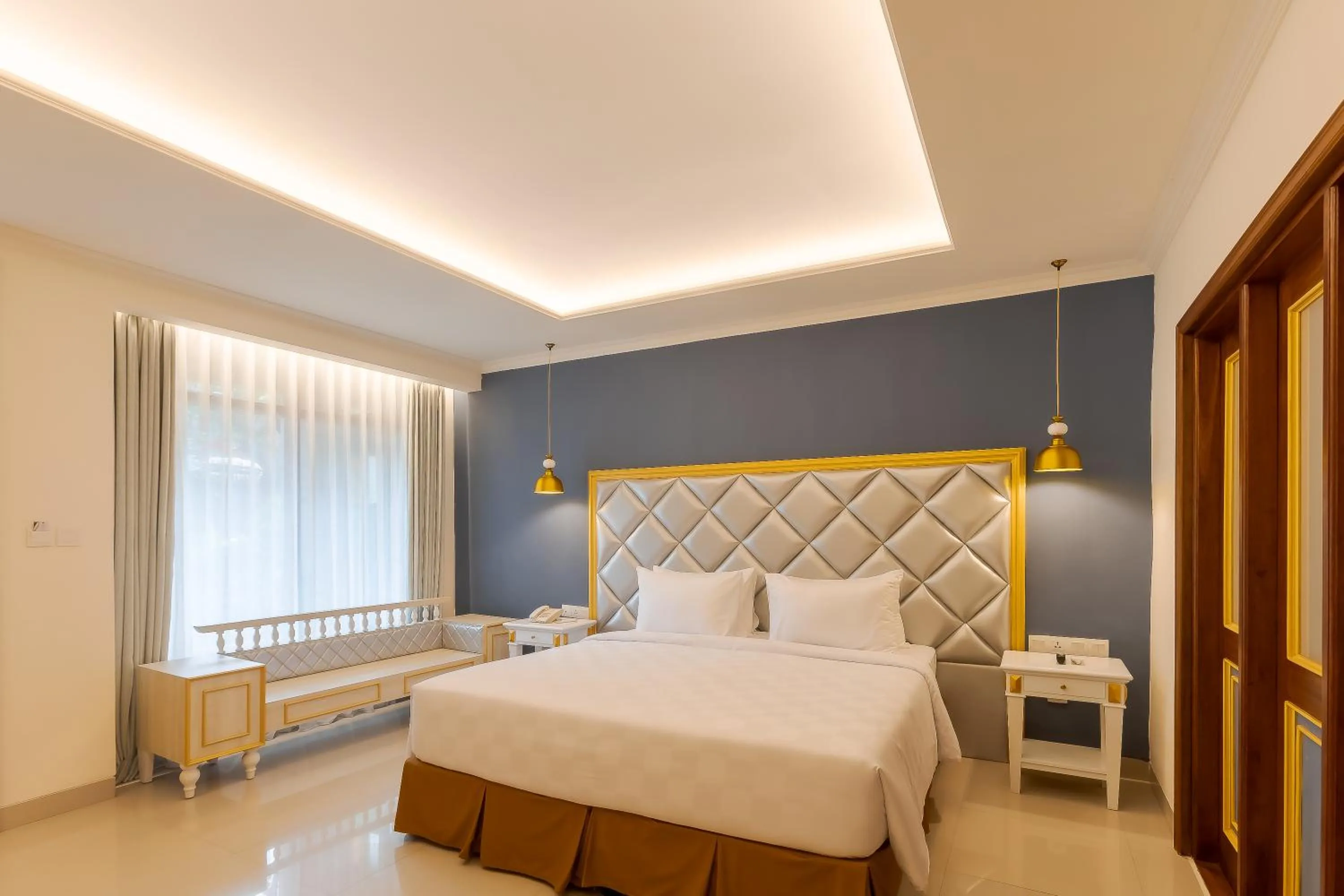 Bedroom, Bed in Fourteen Roses Boutique Hotel, Kuta