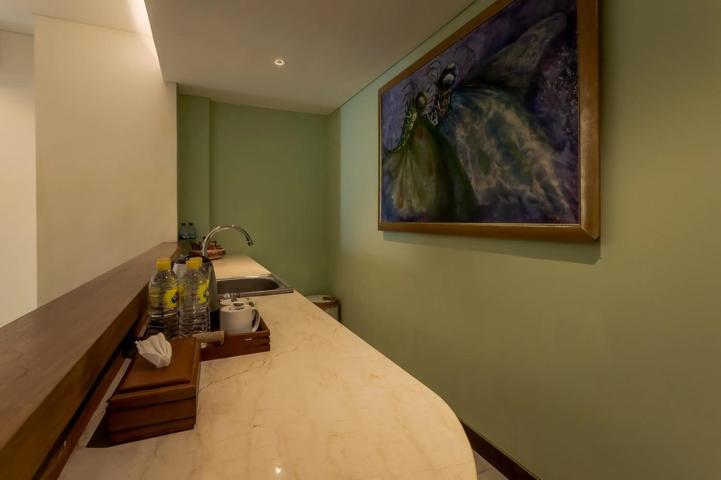 oven in Fourteen Roses Boutique Hotel, Kuta