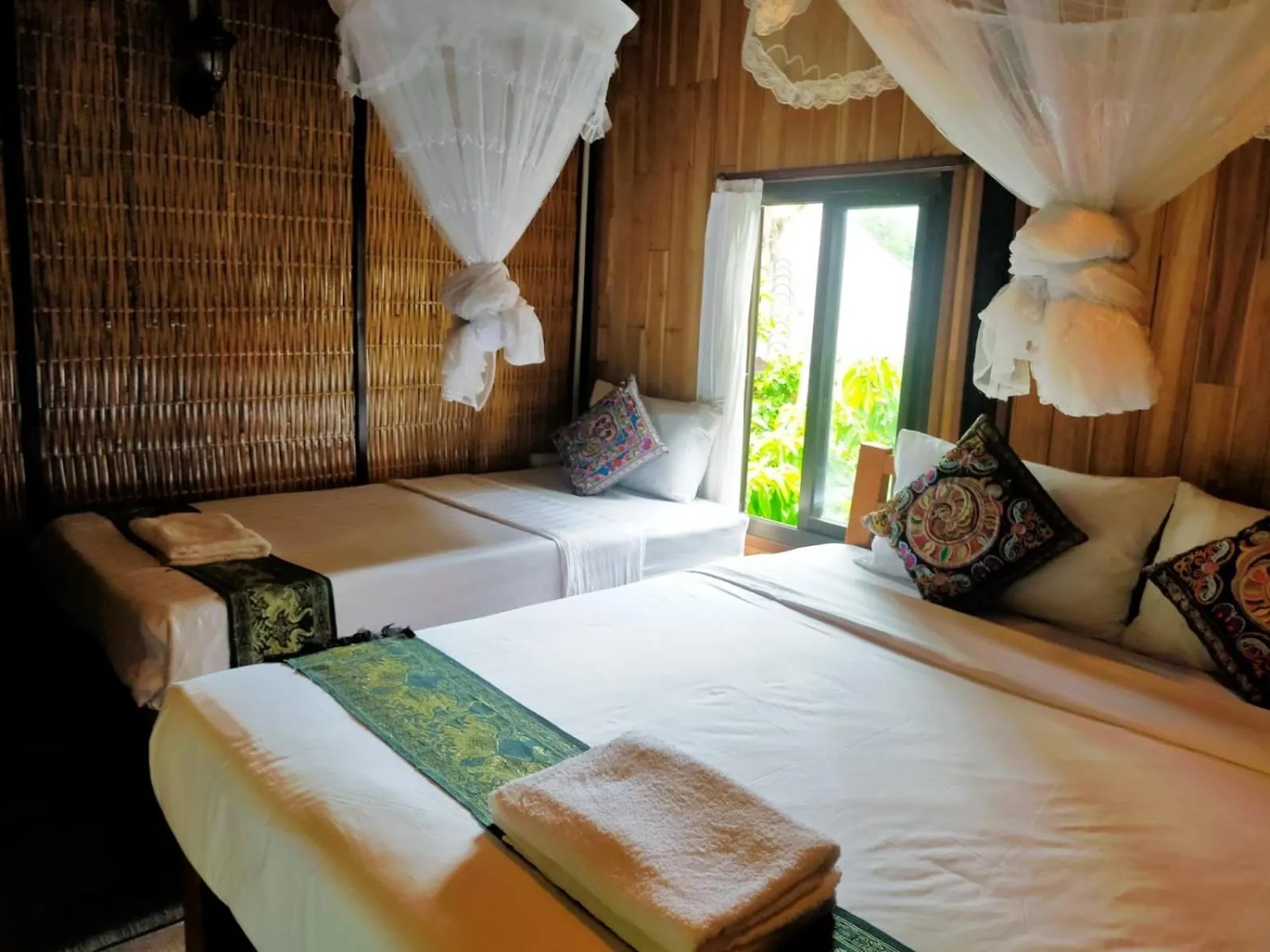 Bed in Champalao The Villa