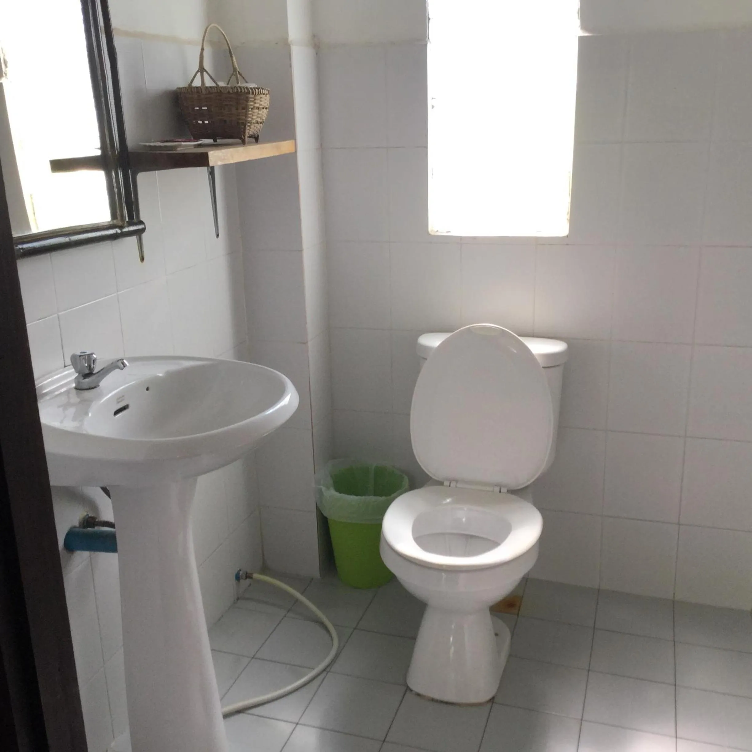 Shower in Champalao The Villa