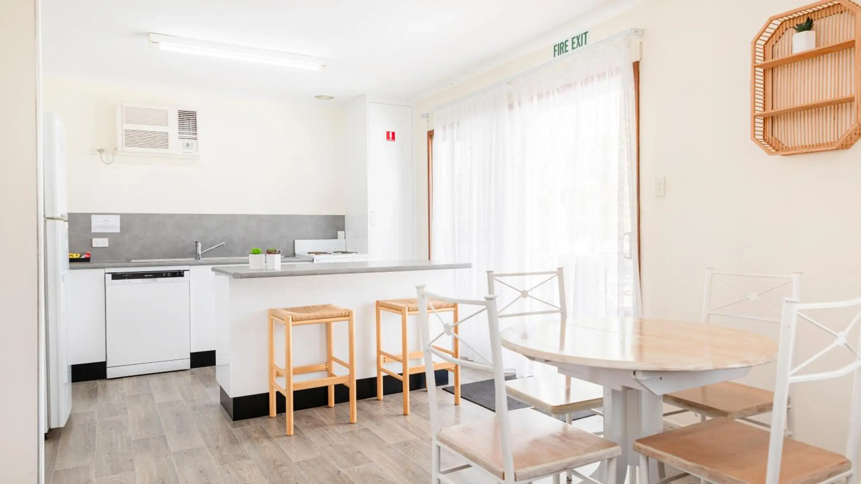 kitchen in Palm View Holiday Apartments kitchen in Palm View Holiday Apartments