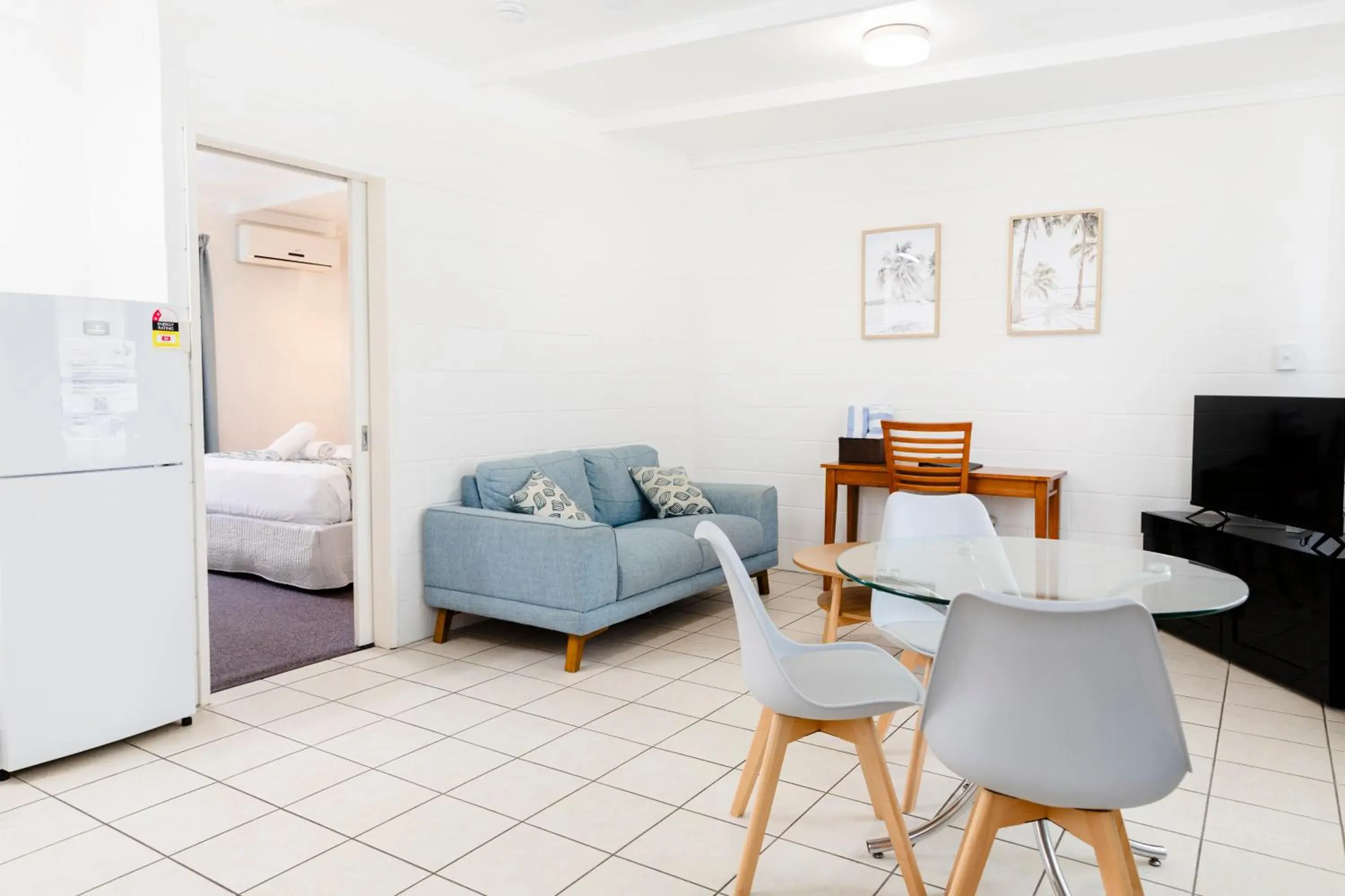 Living room in Palm View Holiday Apartments Living room in Palm View Holiday Apartments