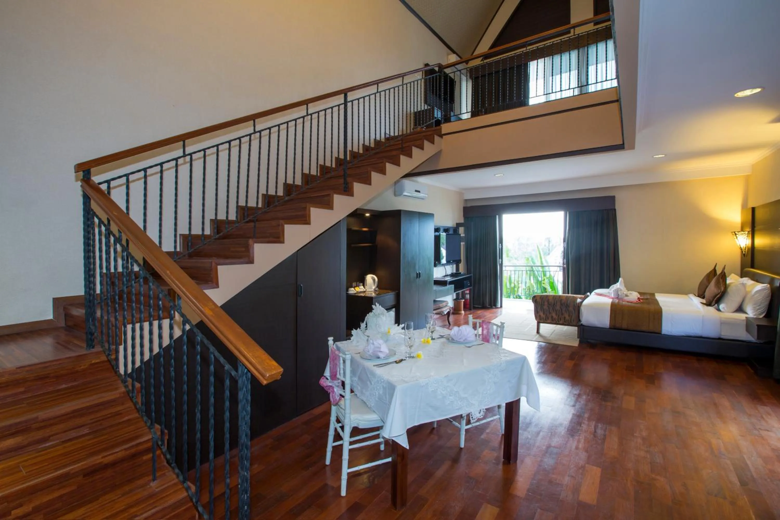 Balcony/Terrace in Flamingo Dewata Suite