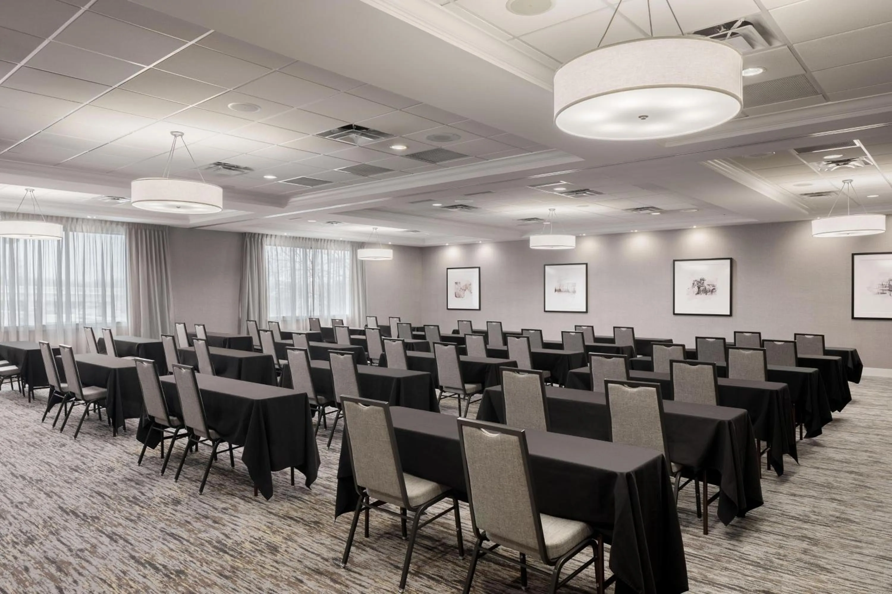 Meeting/conference room in Sheraton Louisville Riverside Hotel