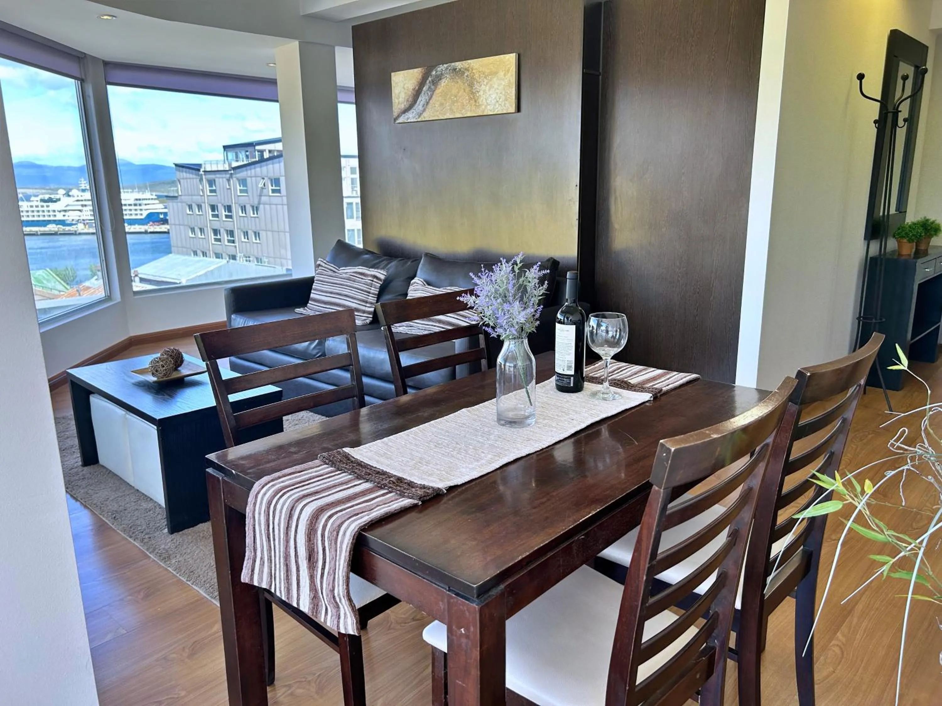 Dining area in Patagonia Home - Ushuaia Center