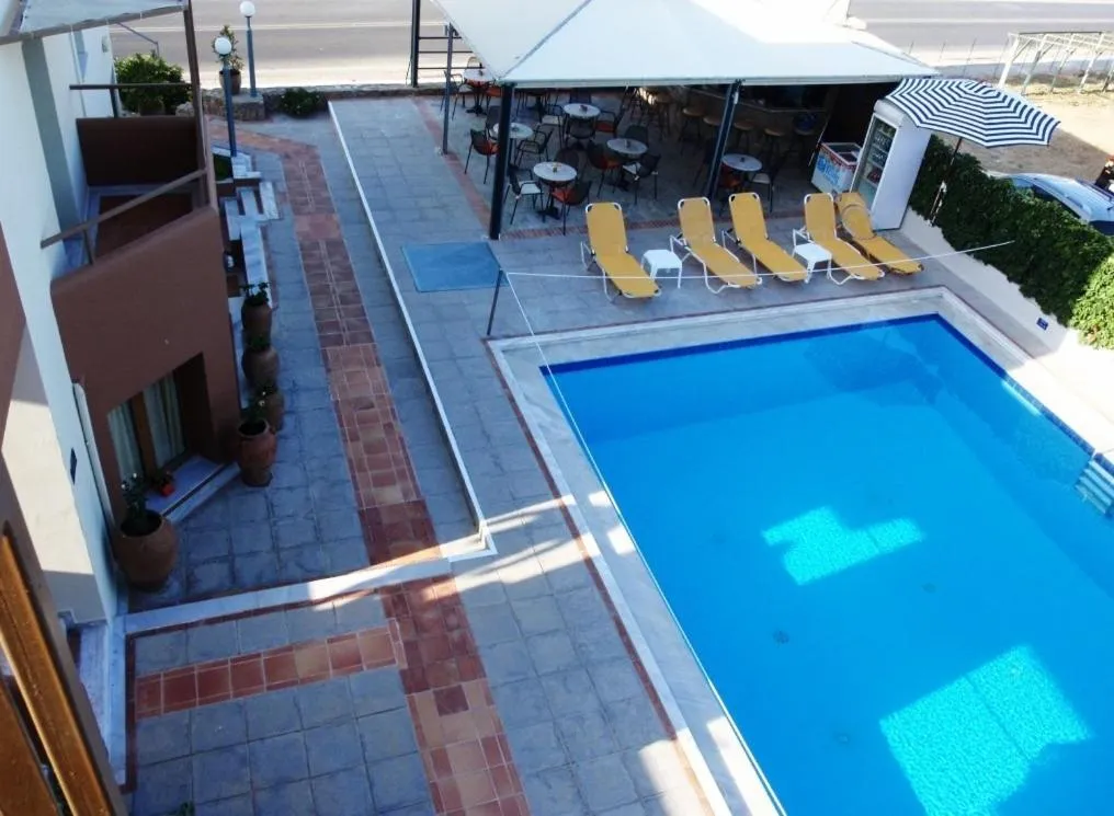 Swimming pool in Alexandros M