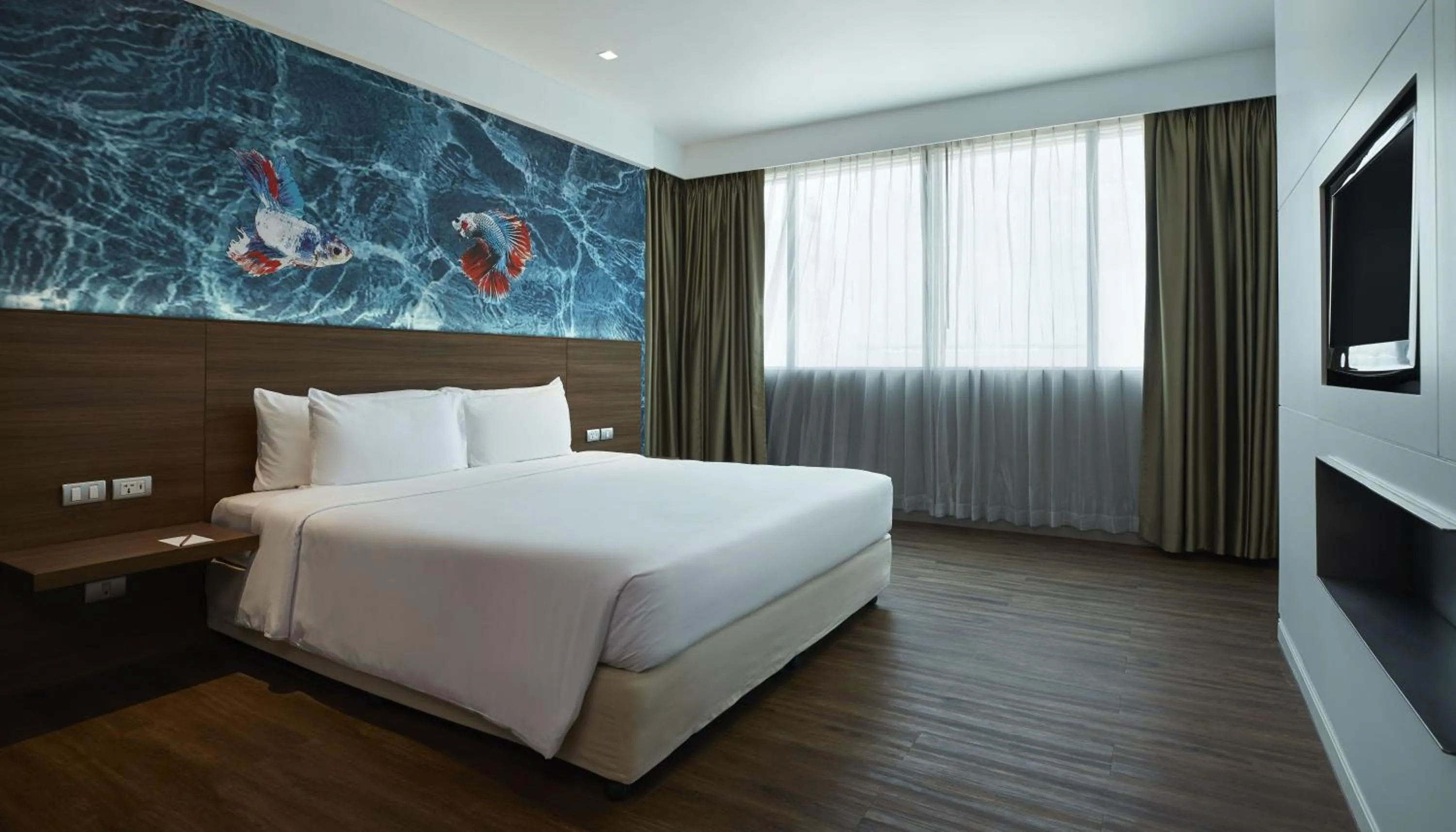 Photo of the whole room, Bed in Centara Life Government Complex Hotel & Convention Centre Chaeng Watthana