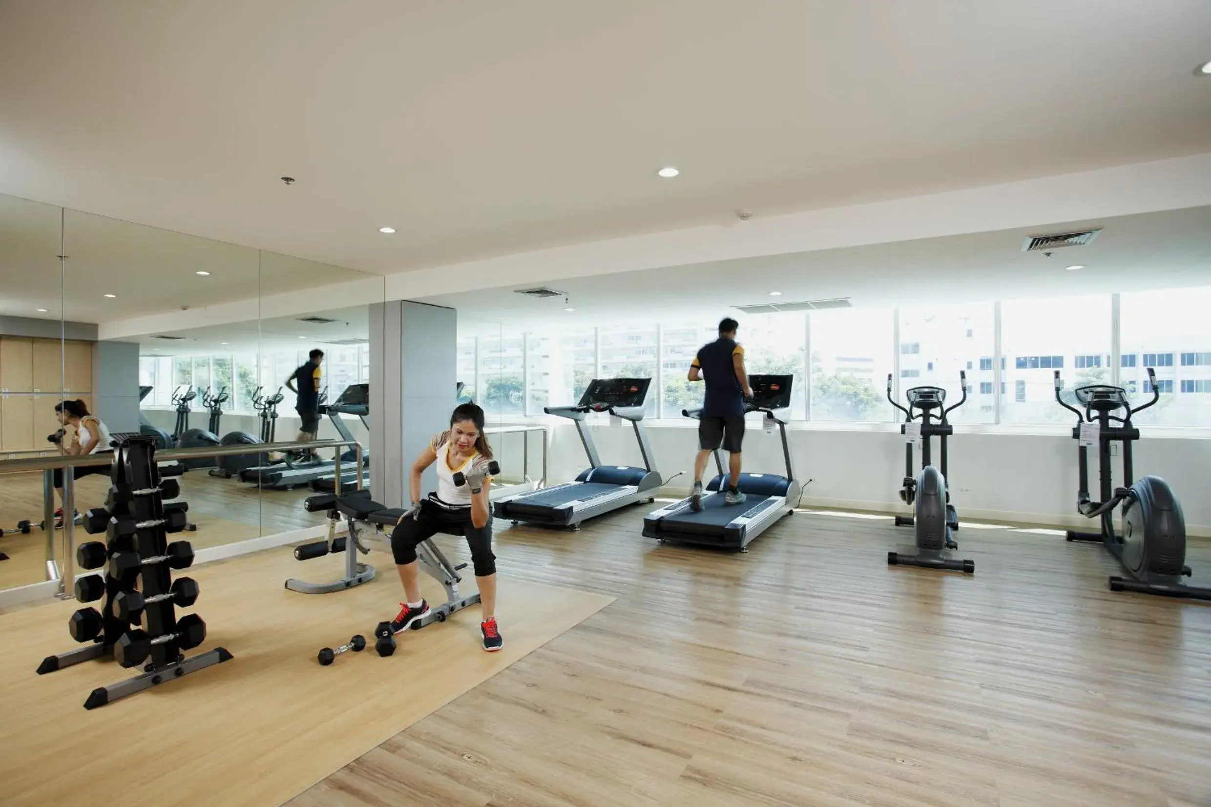 Fitness centre/facilities in Centara Life Government Complex Hotel & Convention Centre Chaeng Watthana Fitness centre/facilities in Centara Life Government Complex Hotel & Convention Centre Chaeng Watthana