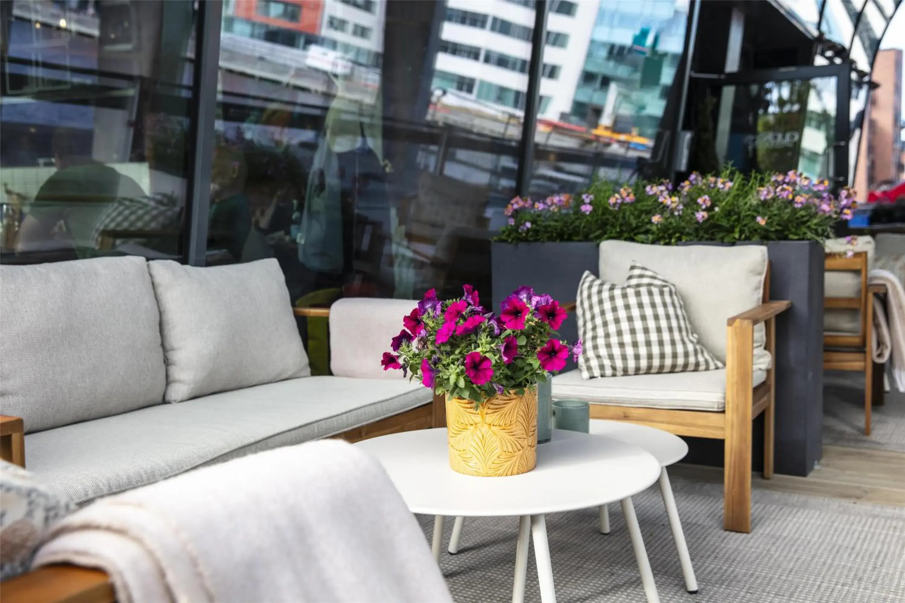 Lobby or reception in Radisson Blu Riverside Hotel Lobby or reception in Radisson Blu Riverside Hotel