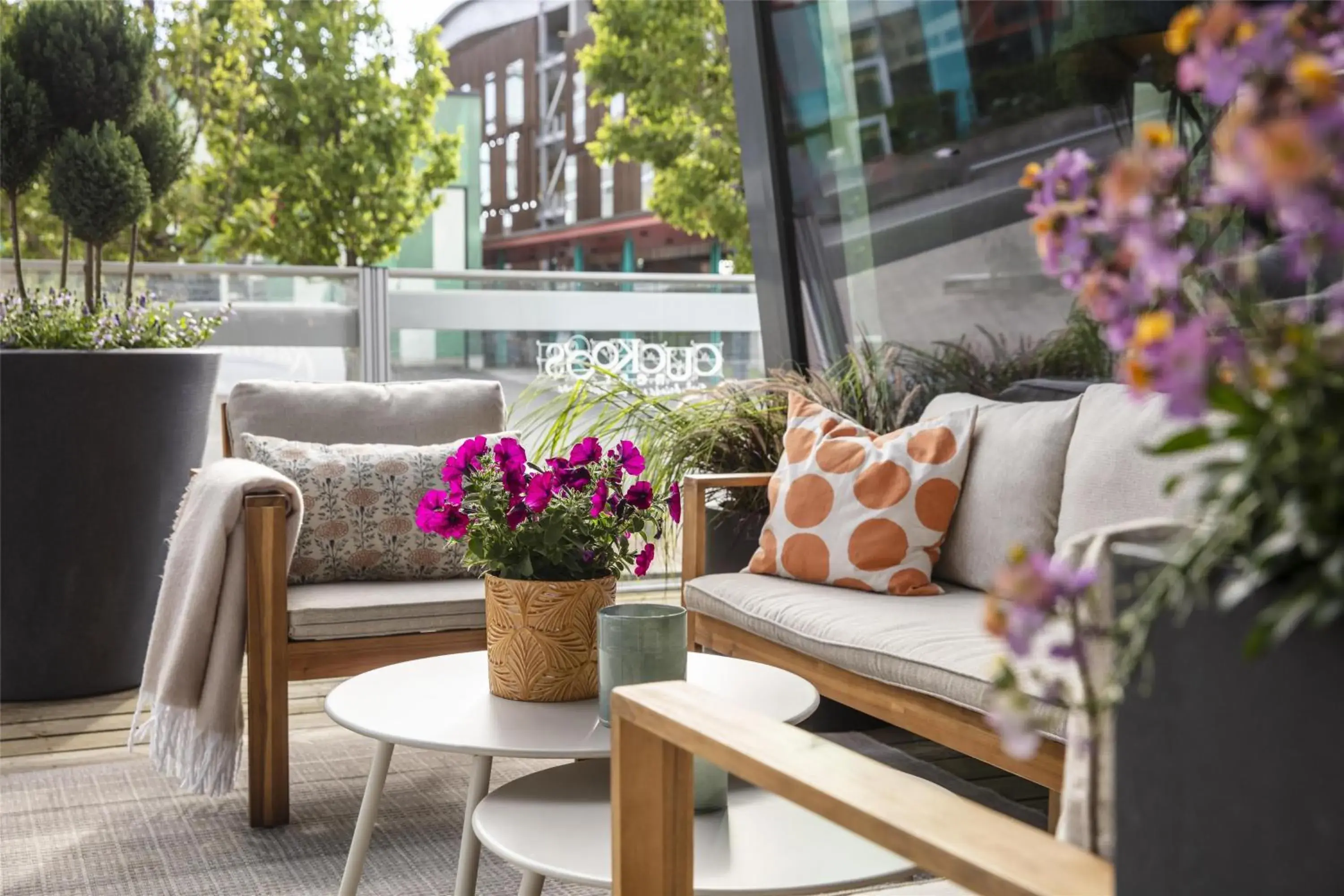 Lobby or reception in Radisson Blu Riverside Hotel Lobby or reception in Radisson Blu Riverside Hotel