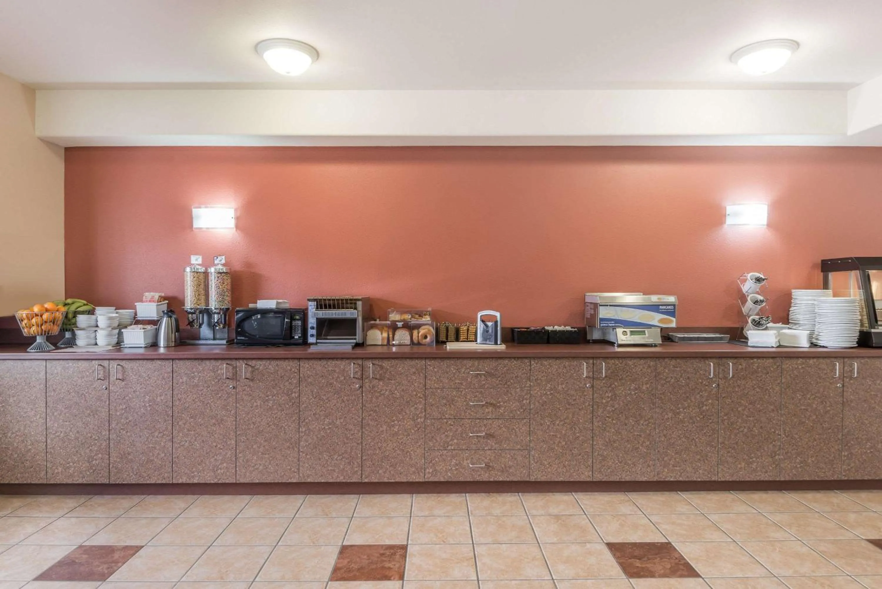 Restaurant/Places to Eat in Super 8 by Wyndham St Johns