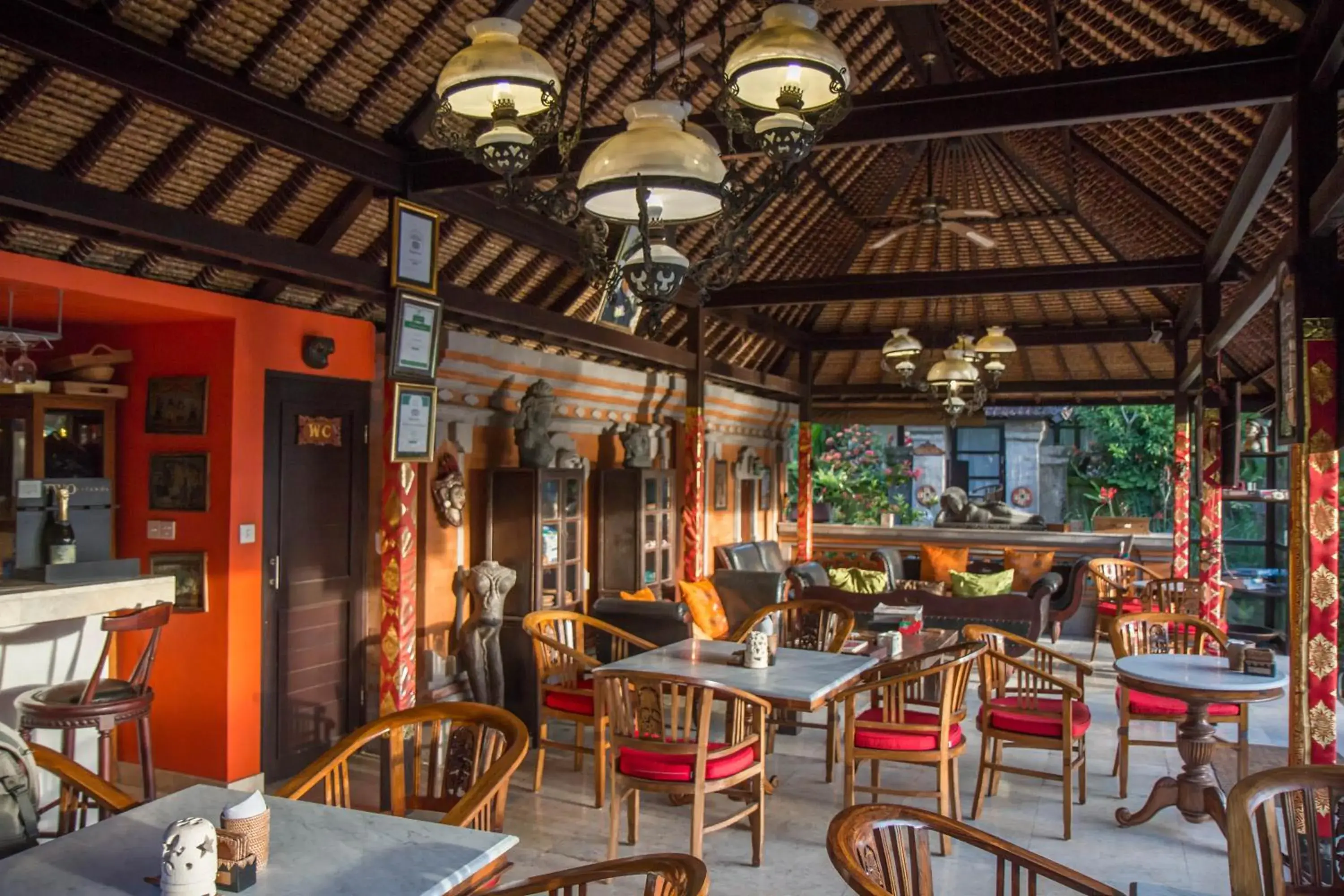 Restaurant/places to eat in Lodtunduh Sari Restaurant/places to eat in Lodtunduh Sari