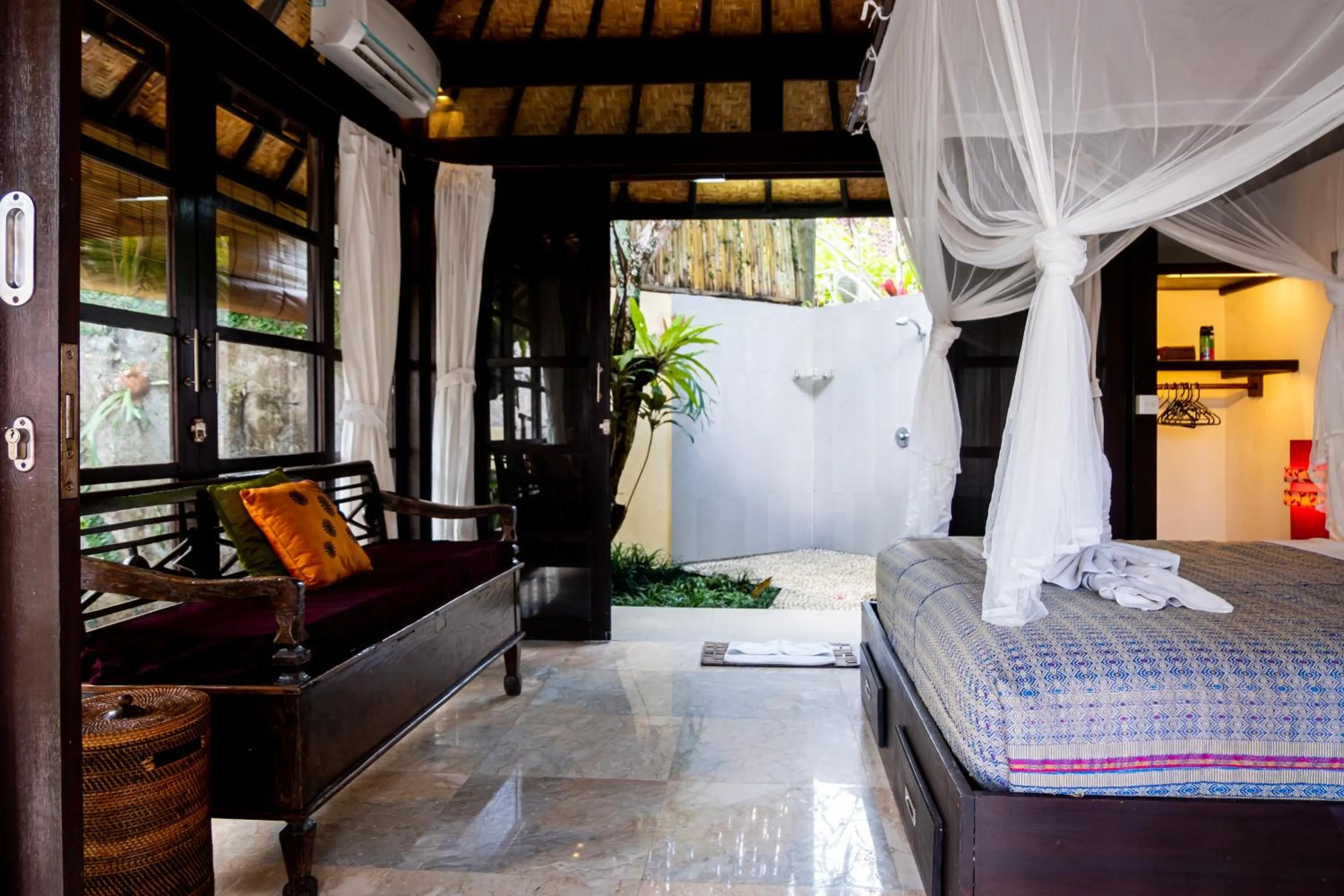 Bed in Lodtunduh Sari