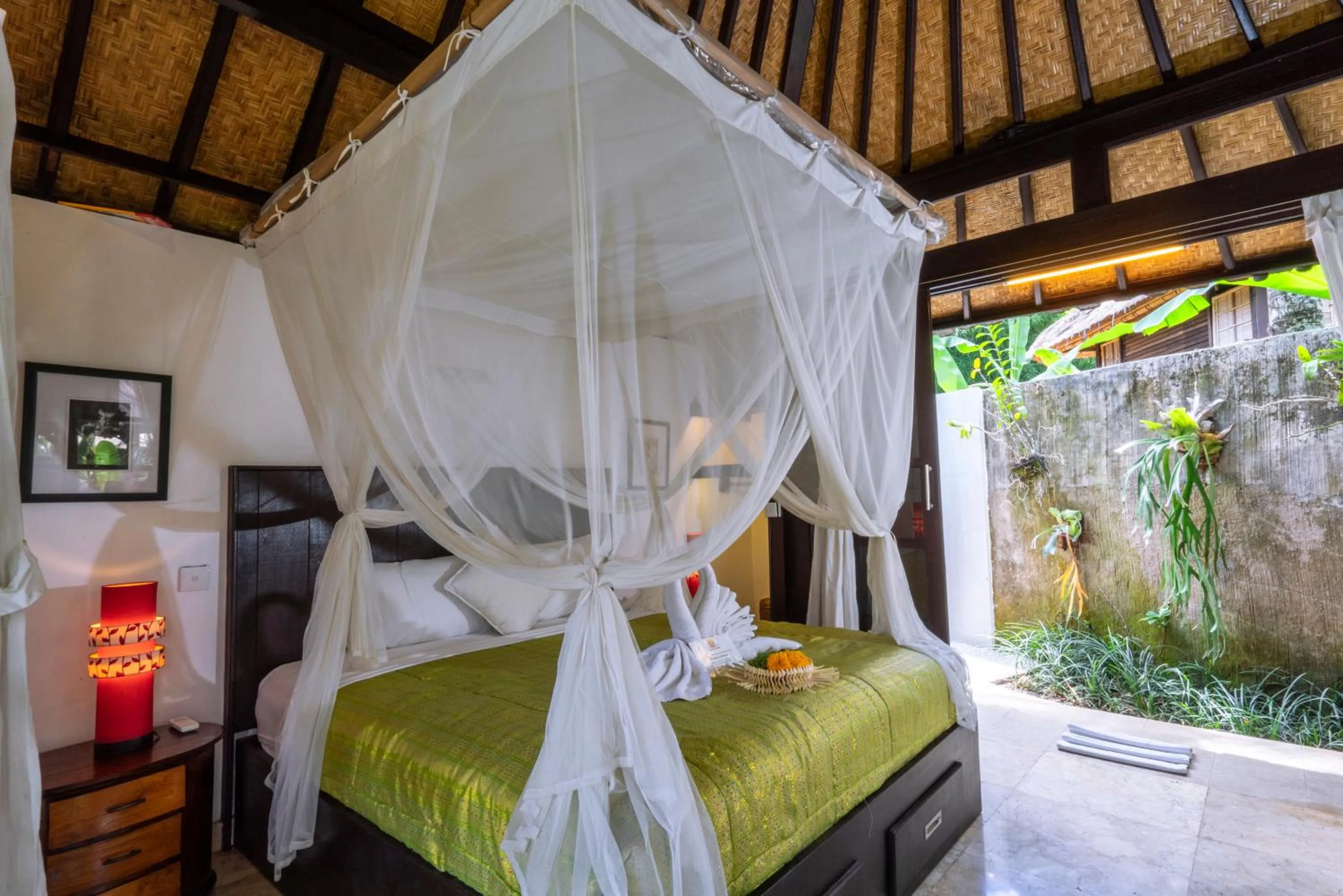 Bedroom, Bed in Lodtunduh Sari