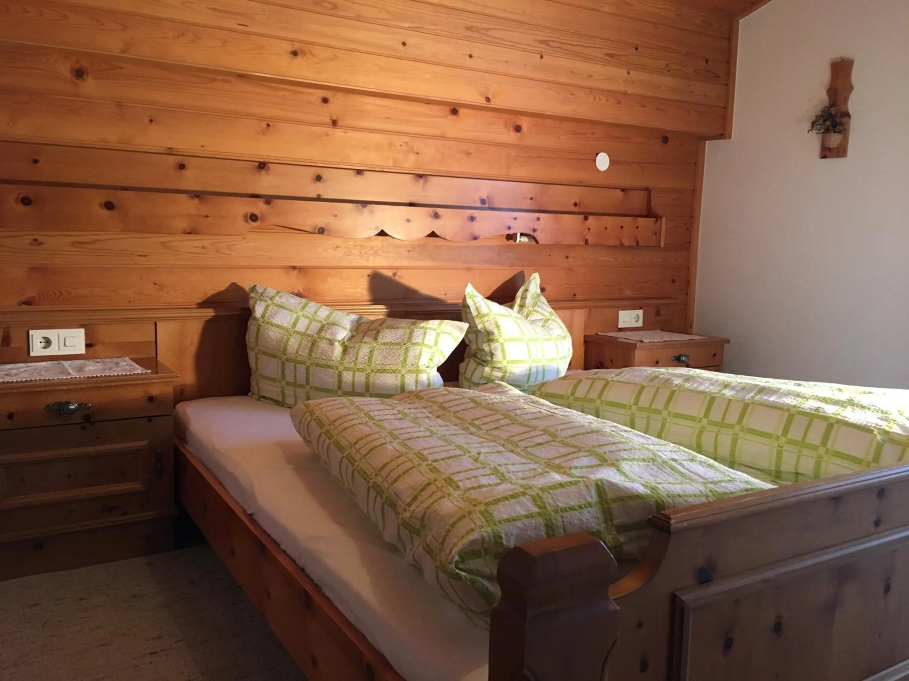 Bathroom, Bed in Appartementhaus zur Loipe