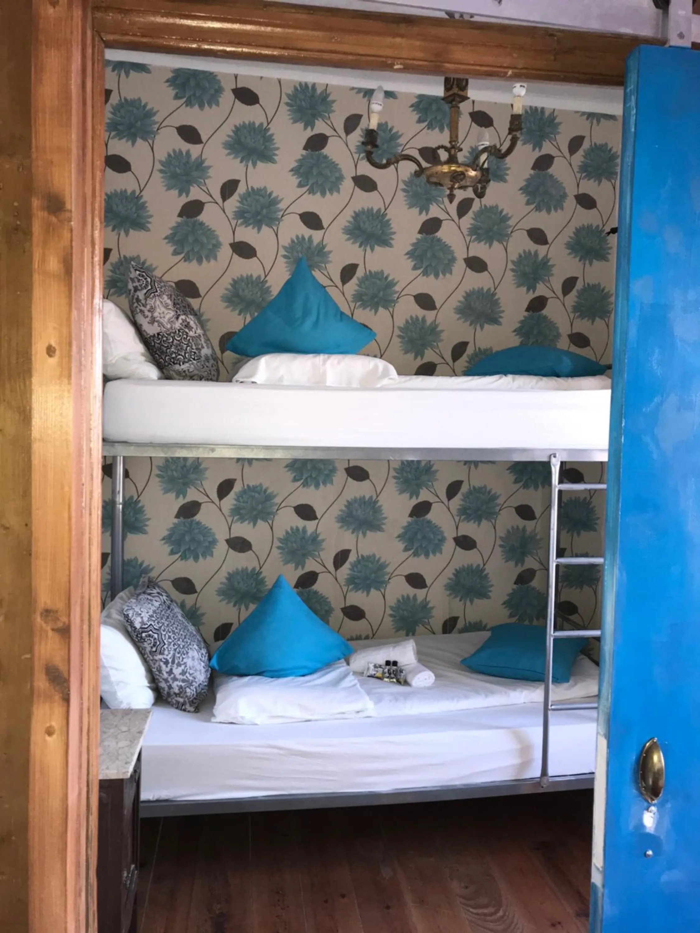 bunk bed, Bed in Alfama Patio Apartments