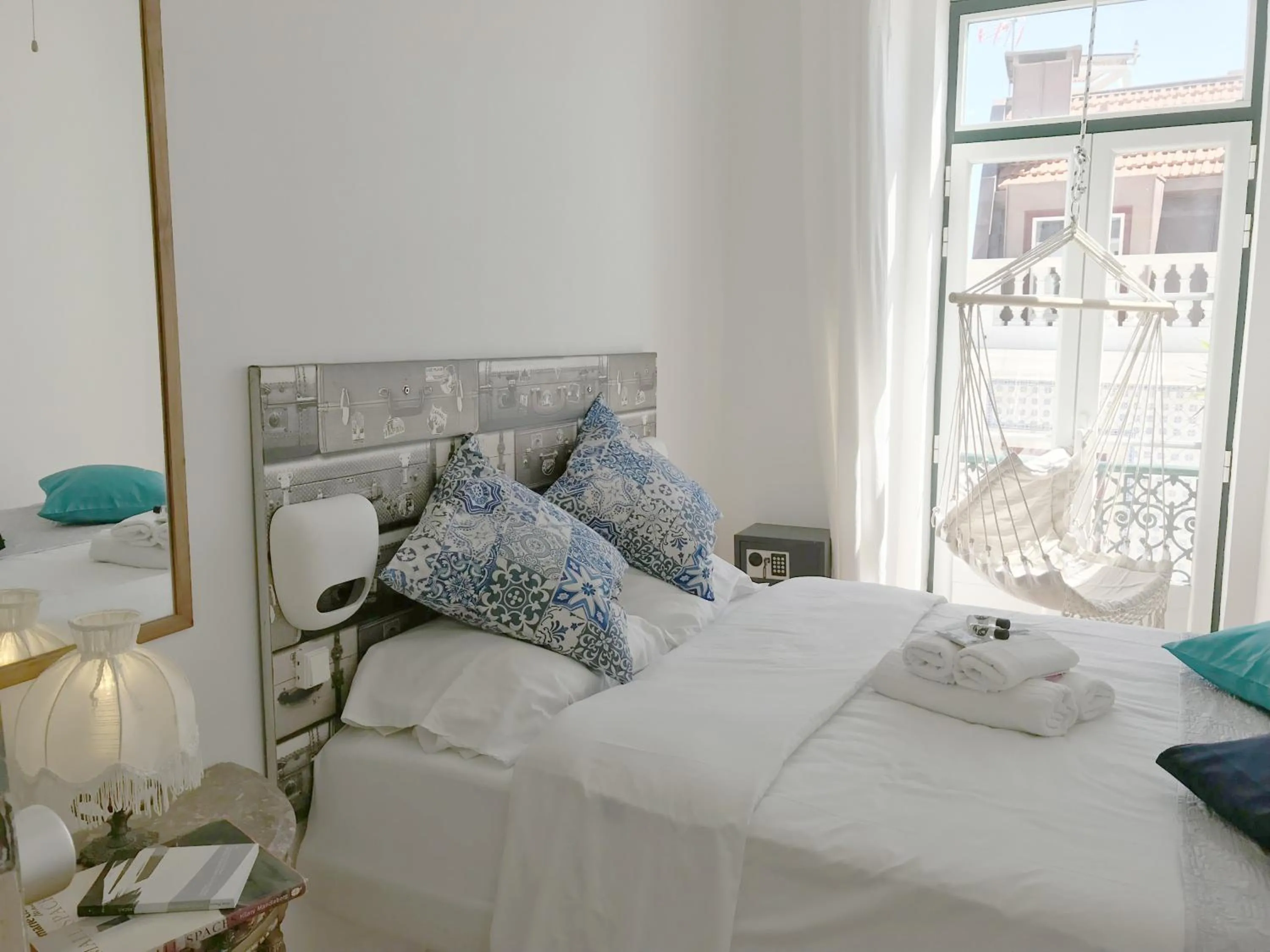 Bed in Alfama Patio Apartments
