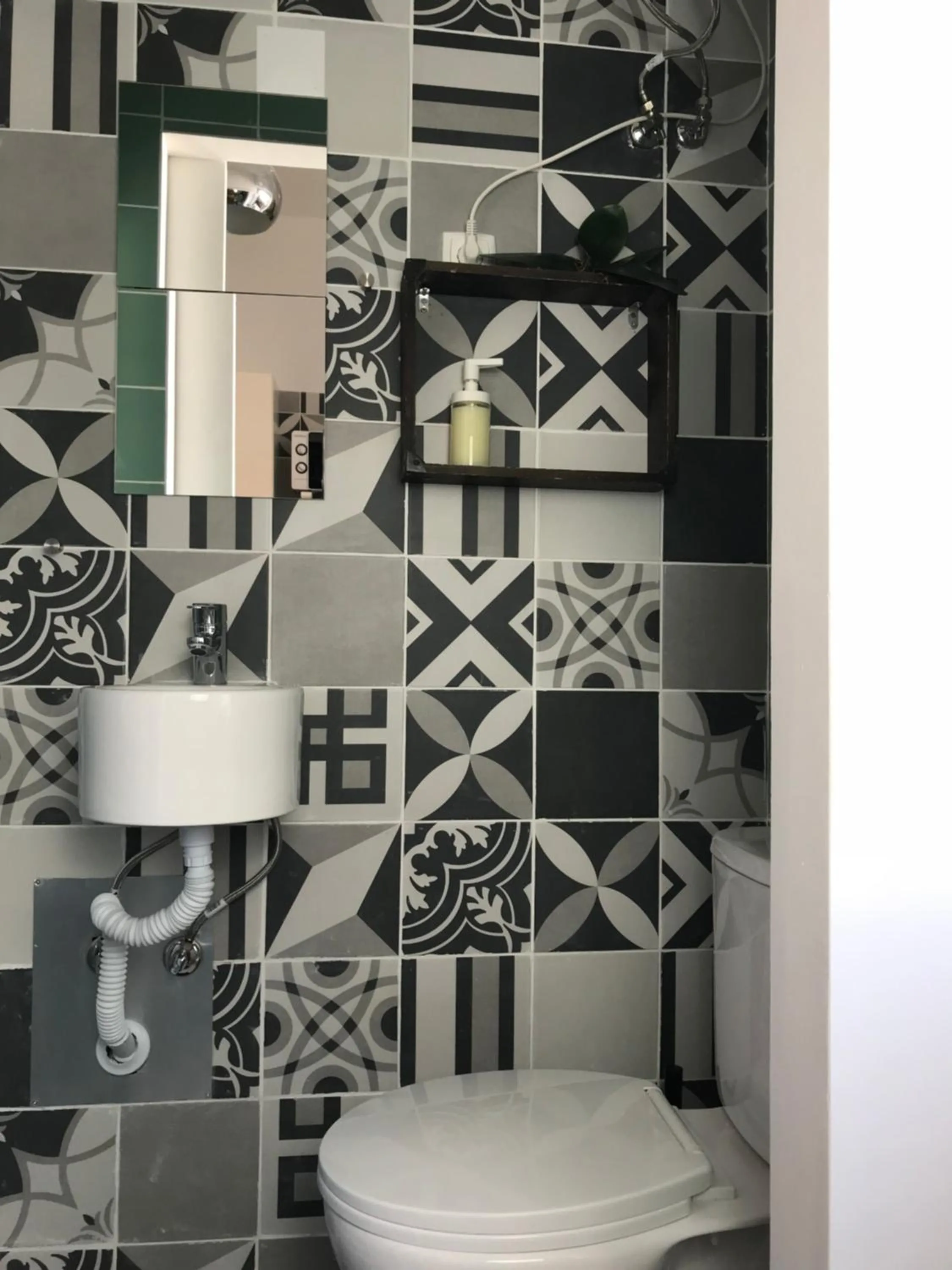 Bathroom in Alfama Patio Apartments