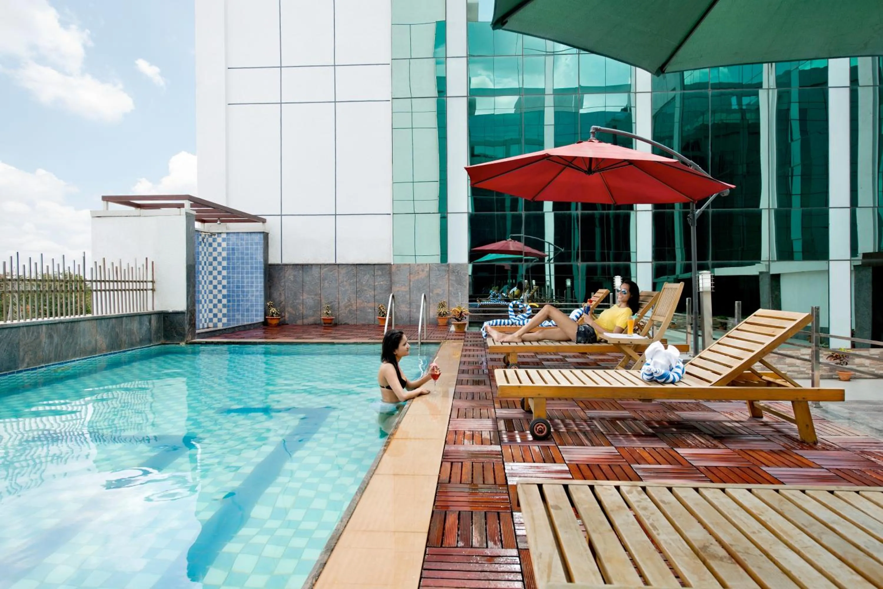 Day in Hotel Sandy's Tower