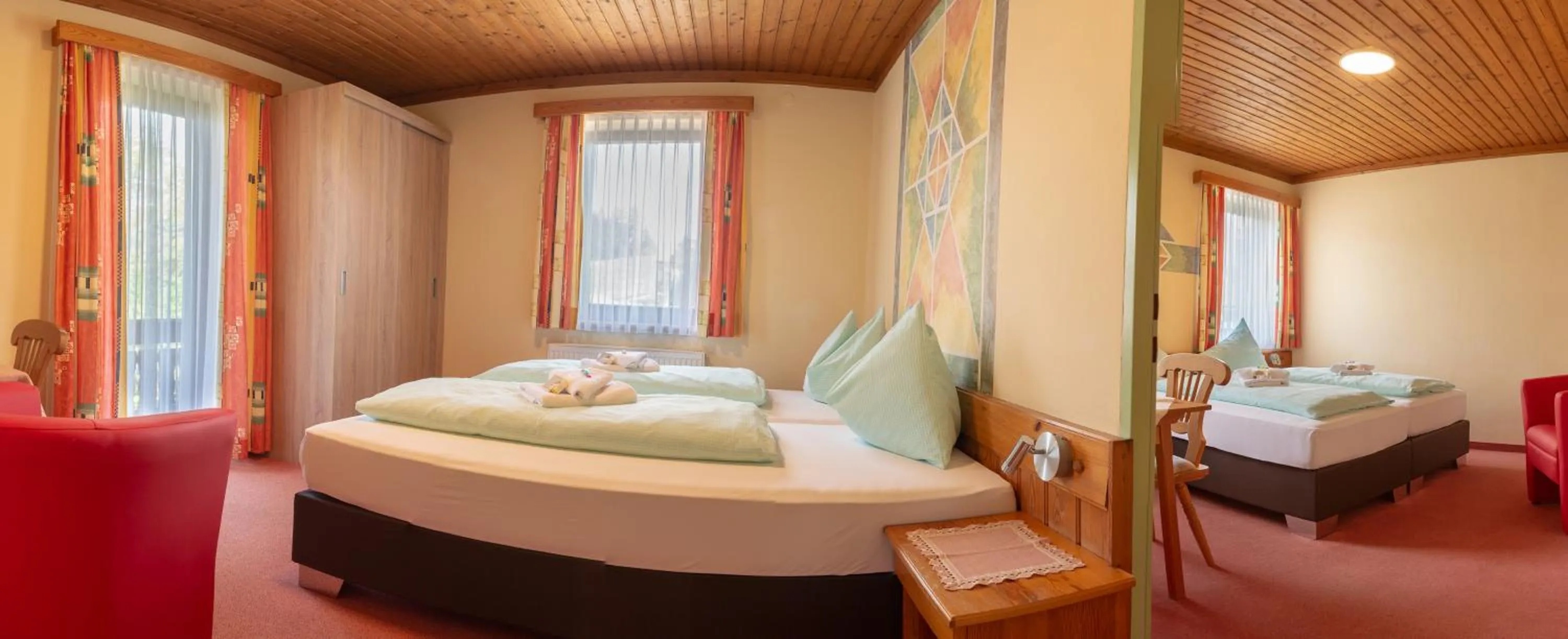 Photo of the whole room, Bed in Hotel Landhof Simeter GMBH