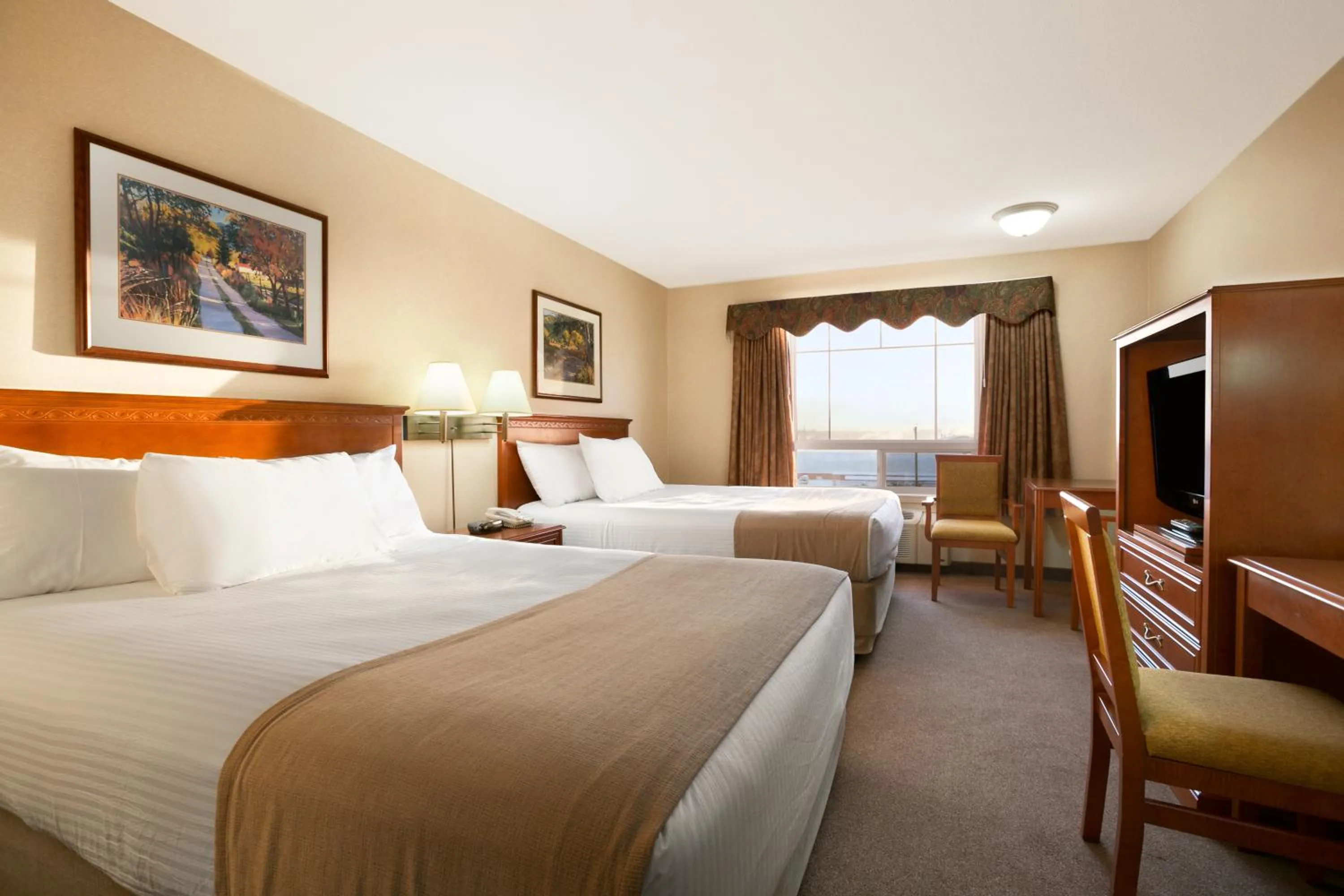 Photo of the whole room, Bed in Super 8 by Wyndham High Level AB