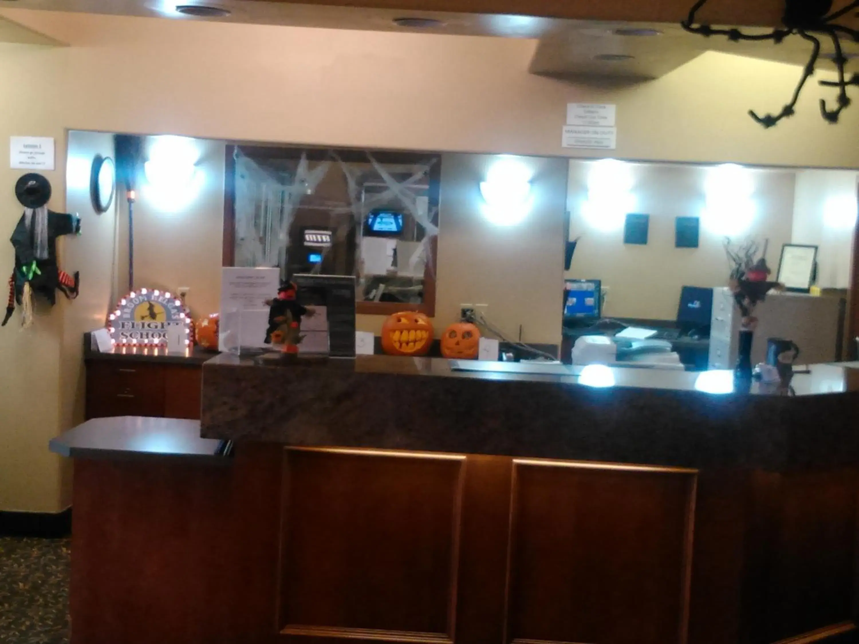 Lobby or reception in Super 8 by Wyndham High Level AB Lobby or reception in Super 8 by Wyndham High Level AB