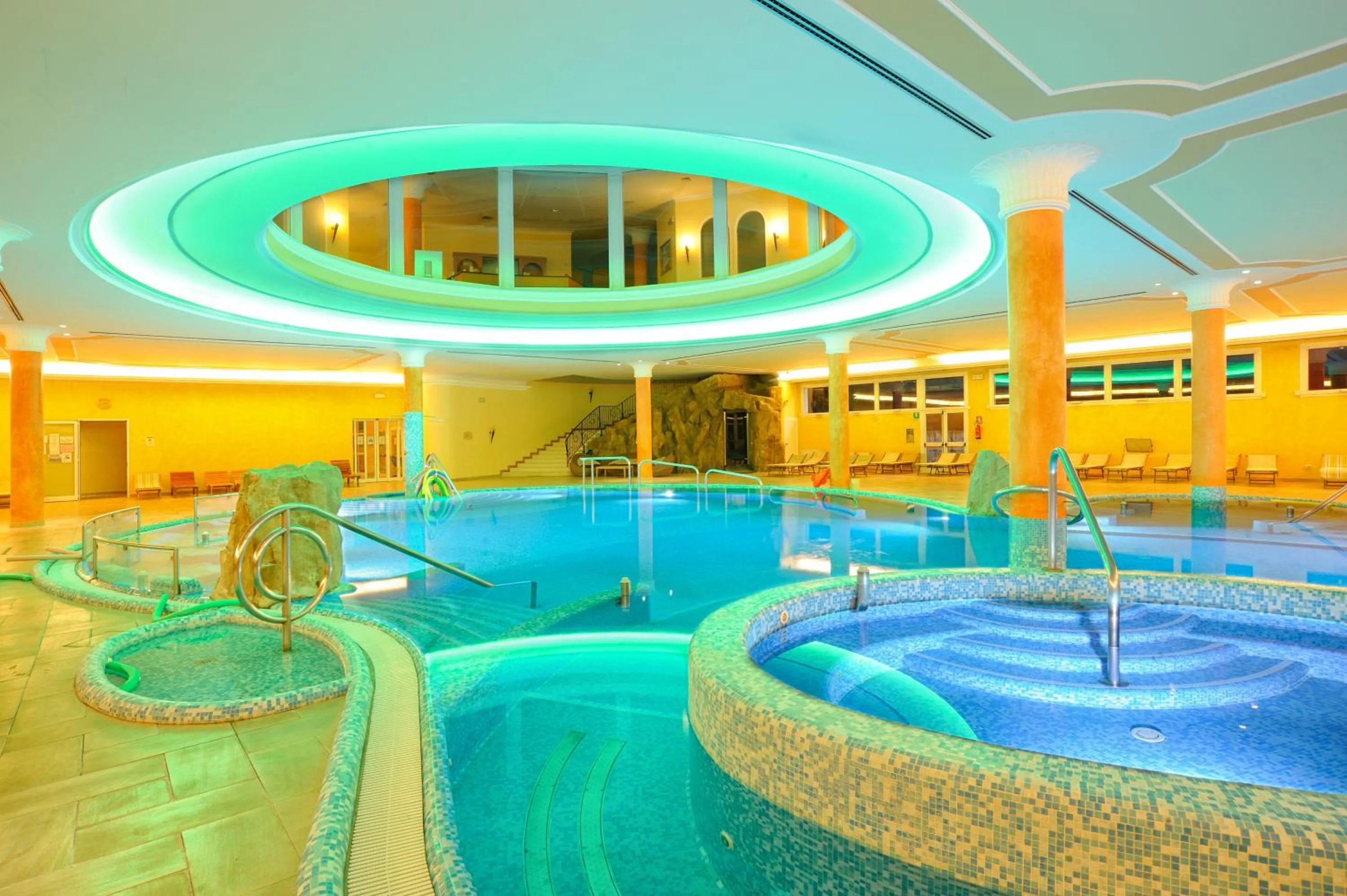 Swimming pool in Hotel Terme All'Alba