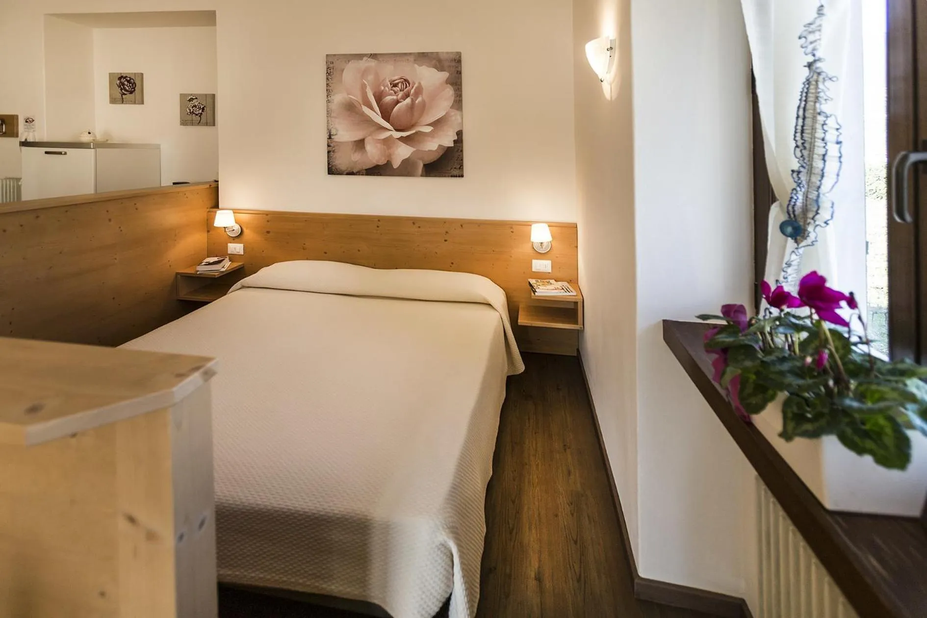 Bedroom, Bed in Le Servite Apartments