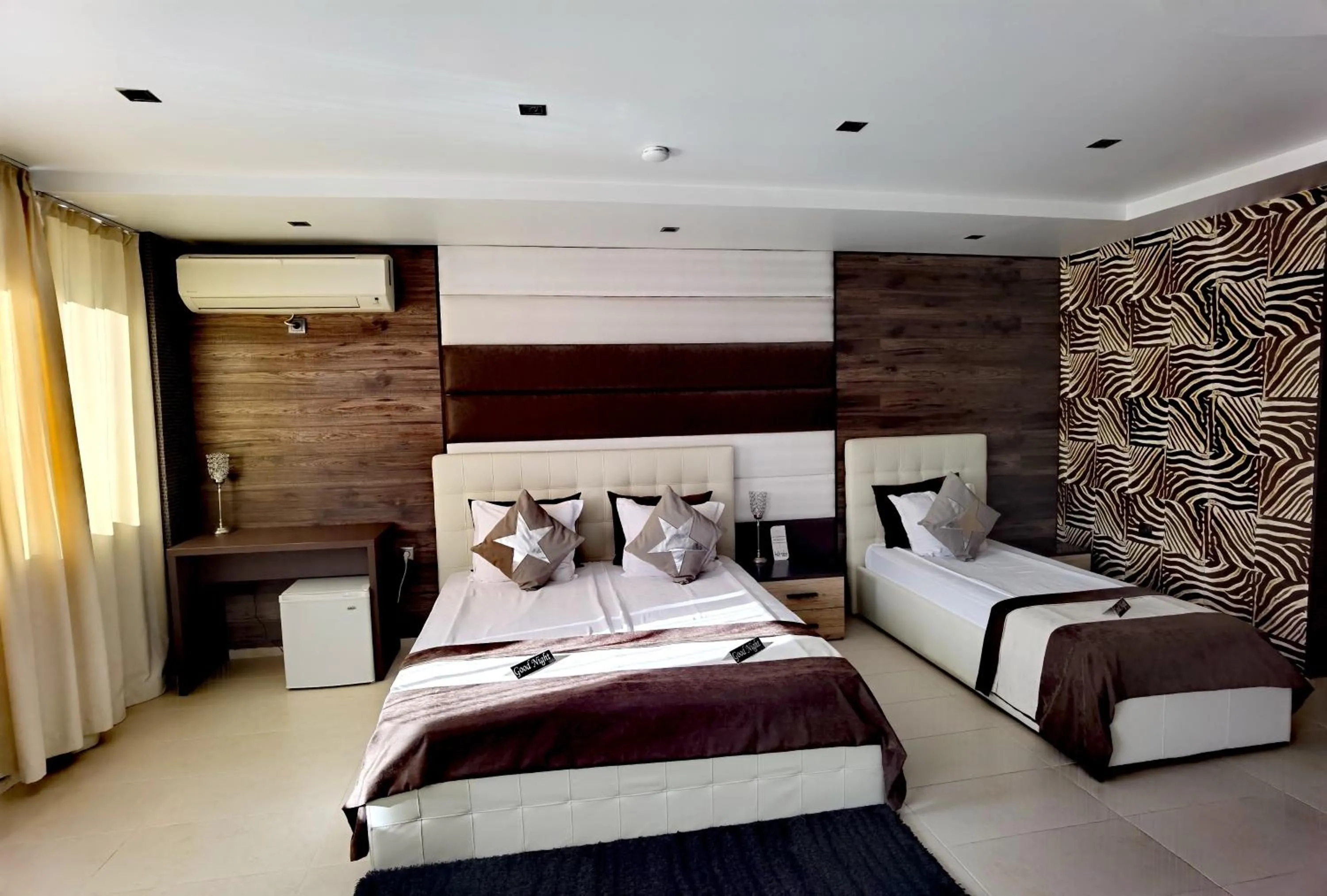 Bed in Hotel Acktion