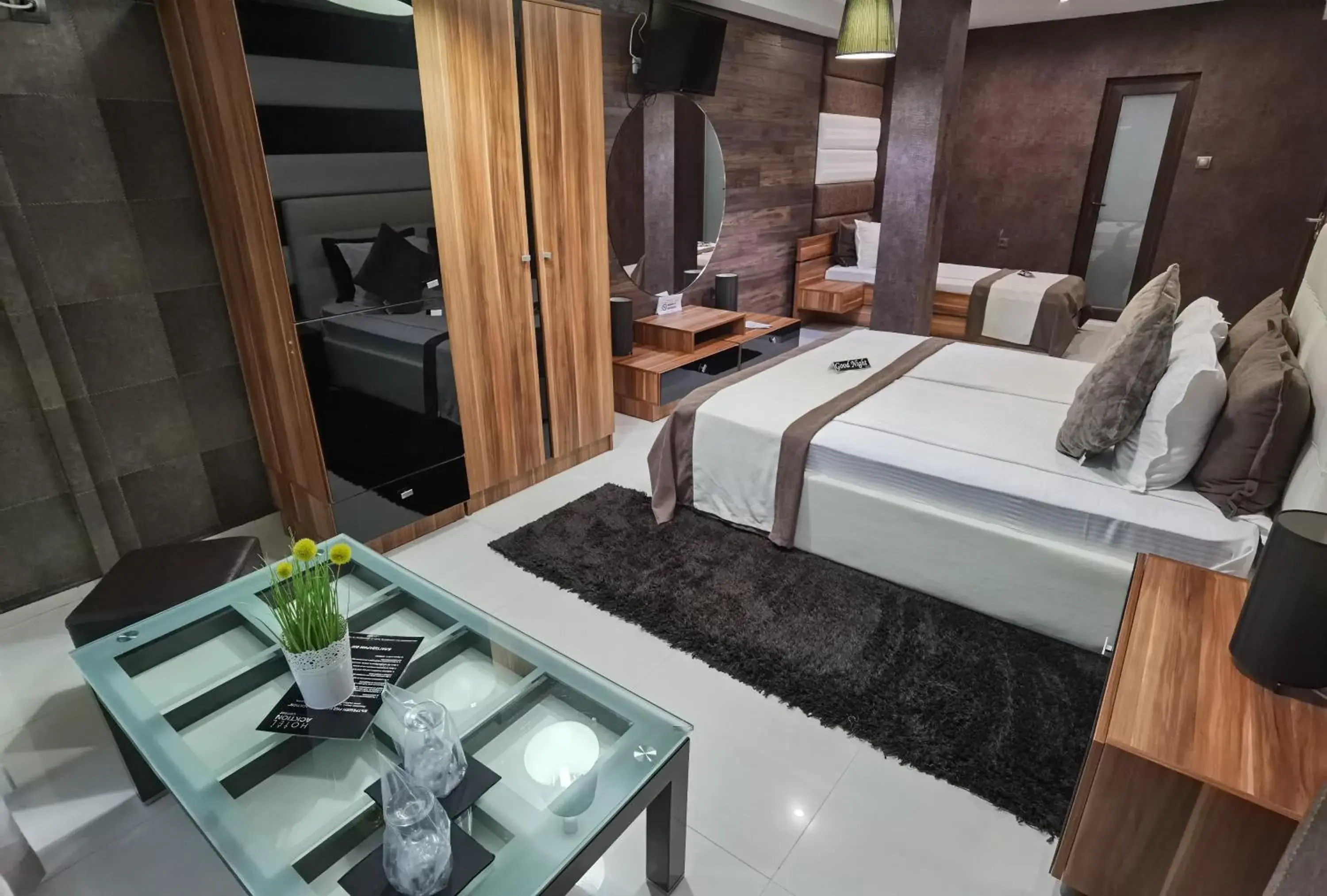 Comfort Triple Room - single occupancy in Hotel Acktion Comfort Triple Room - single occupancy in Hotel Acktion