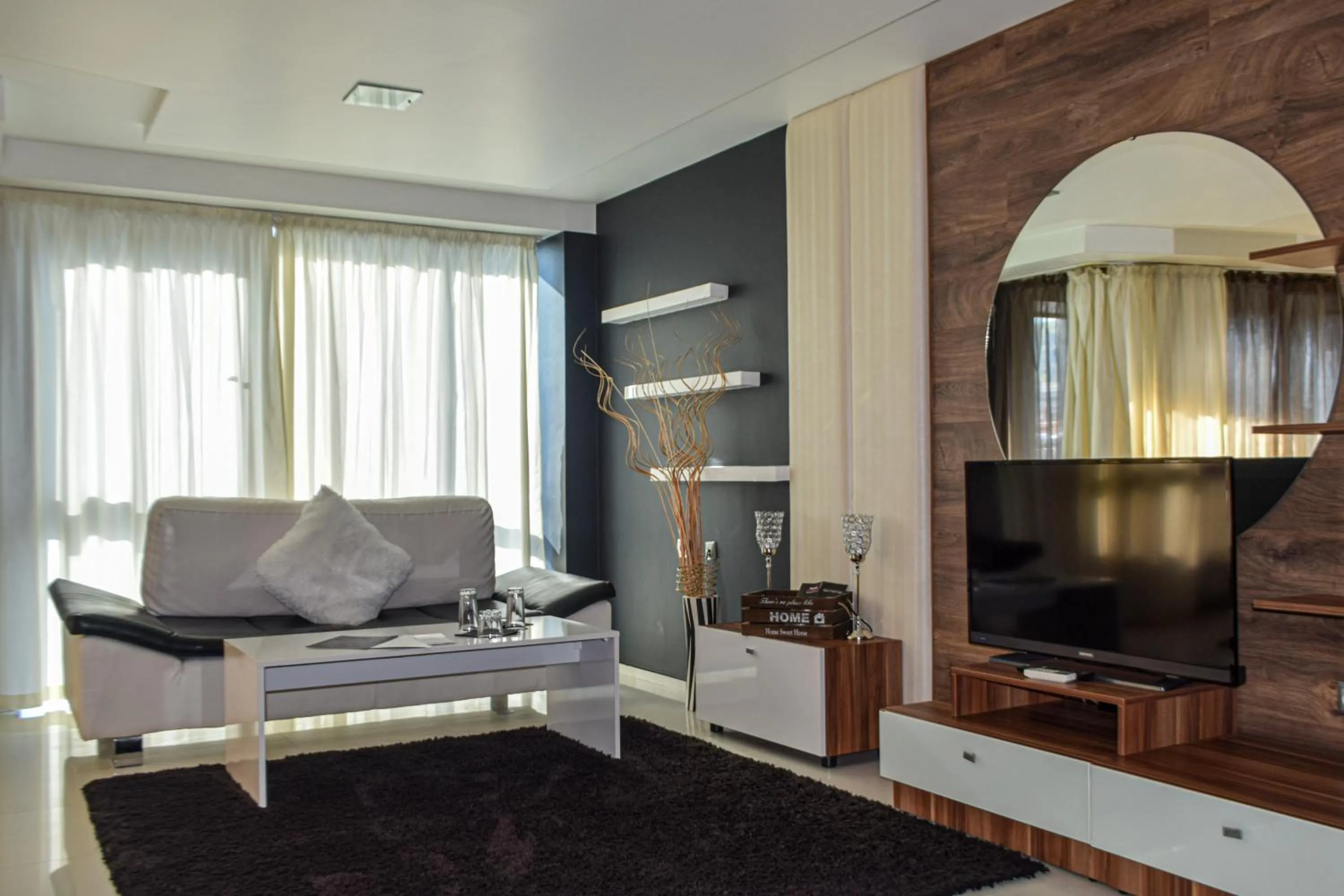 Hotel Acktion