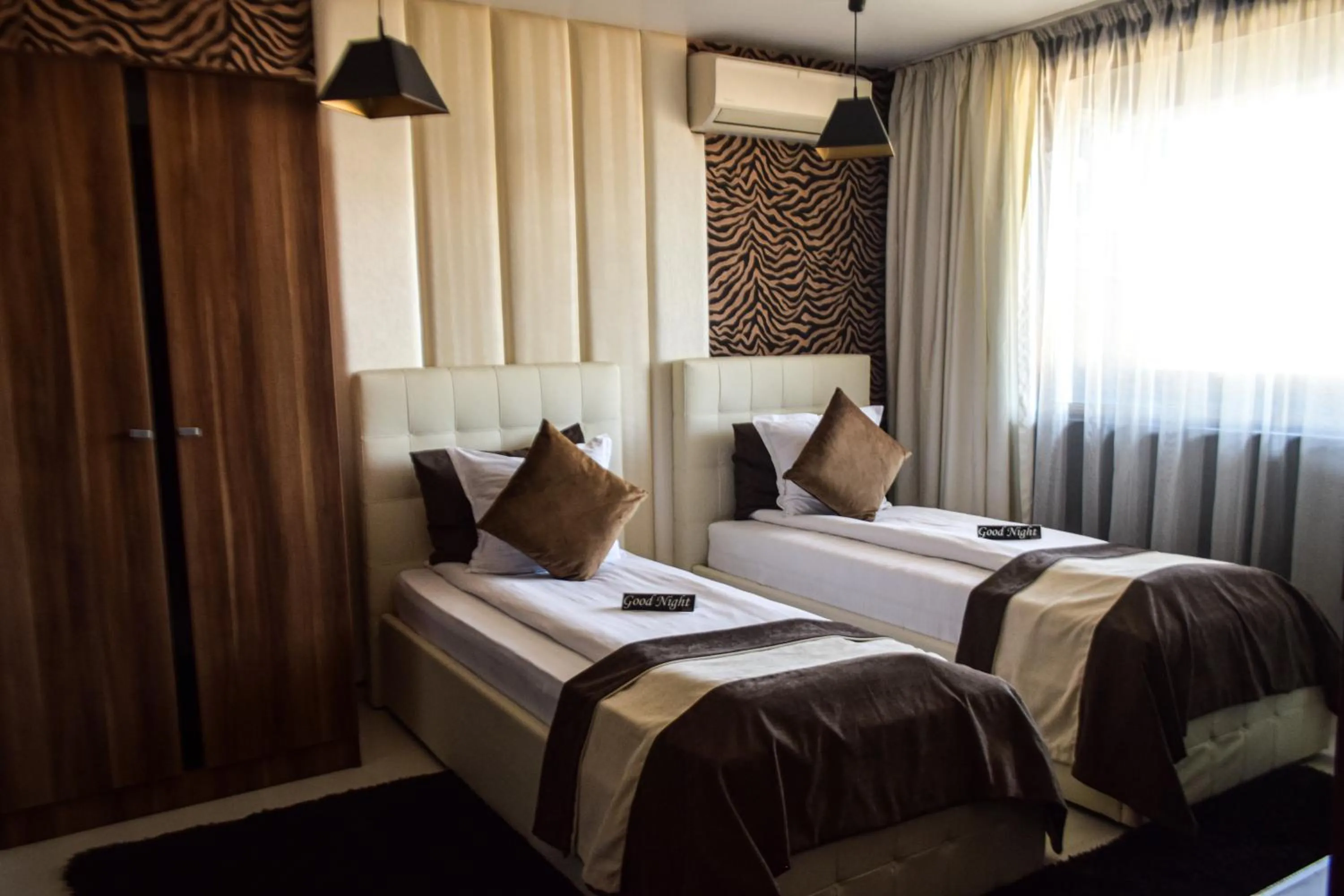 Bed in Hotel Acktion