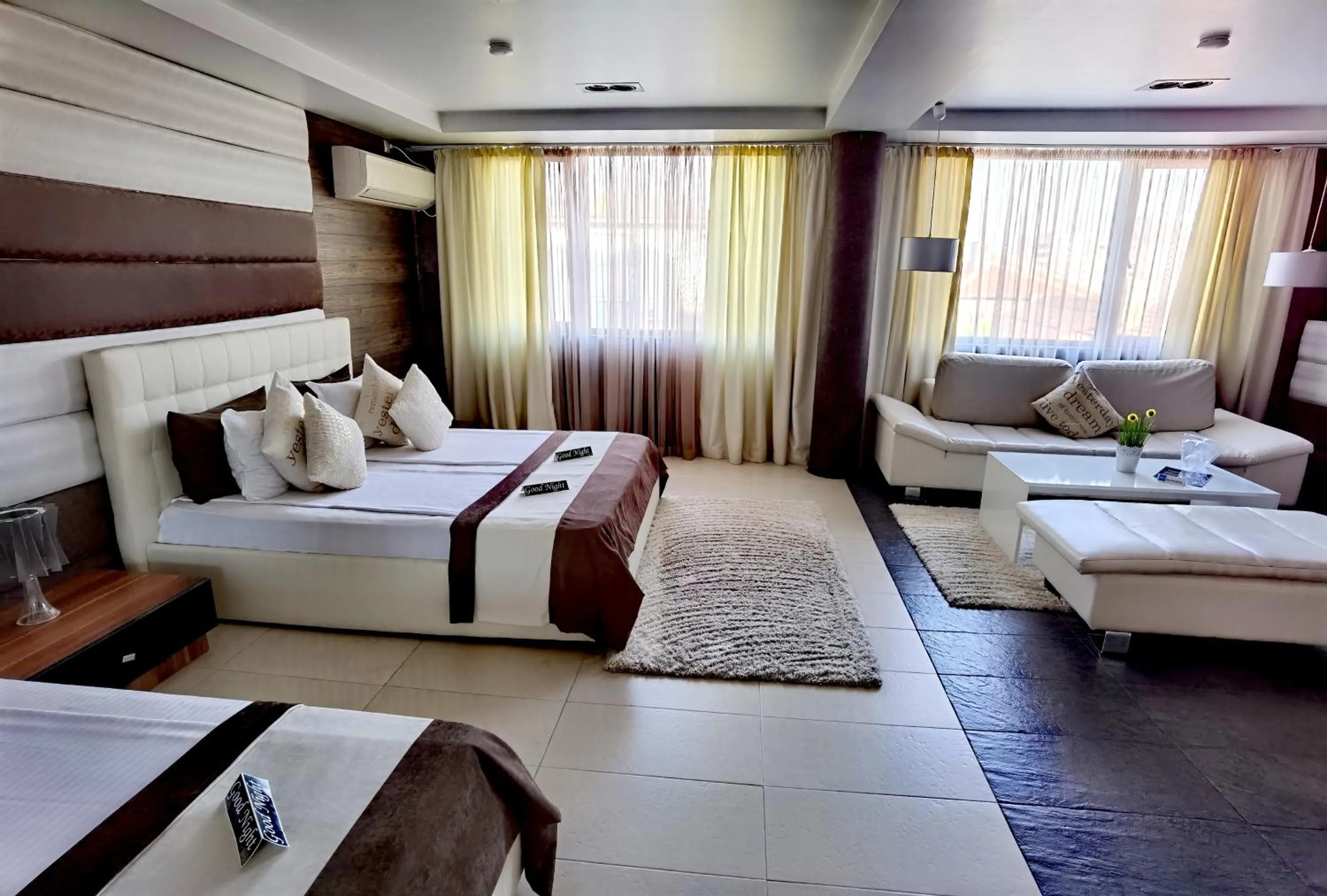 Bed in Hotel Acktion