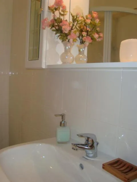 Bathroom in B&B Cherry En Rose