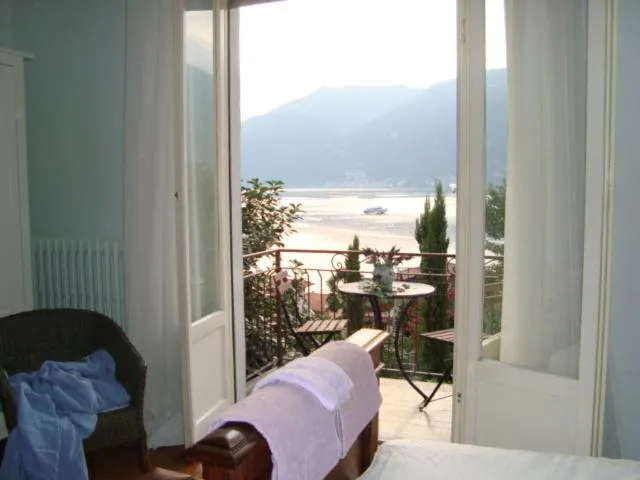 Day in B&B Cherry En Rose