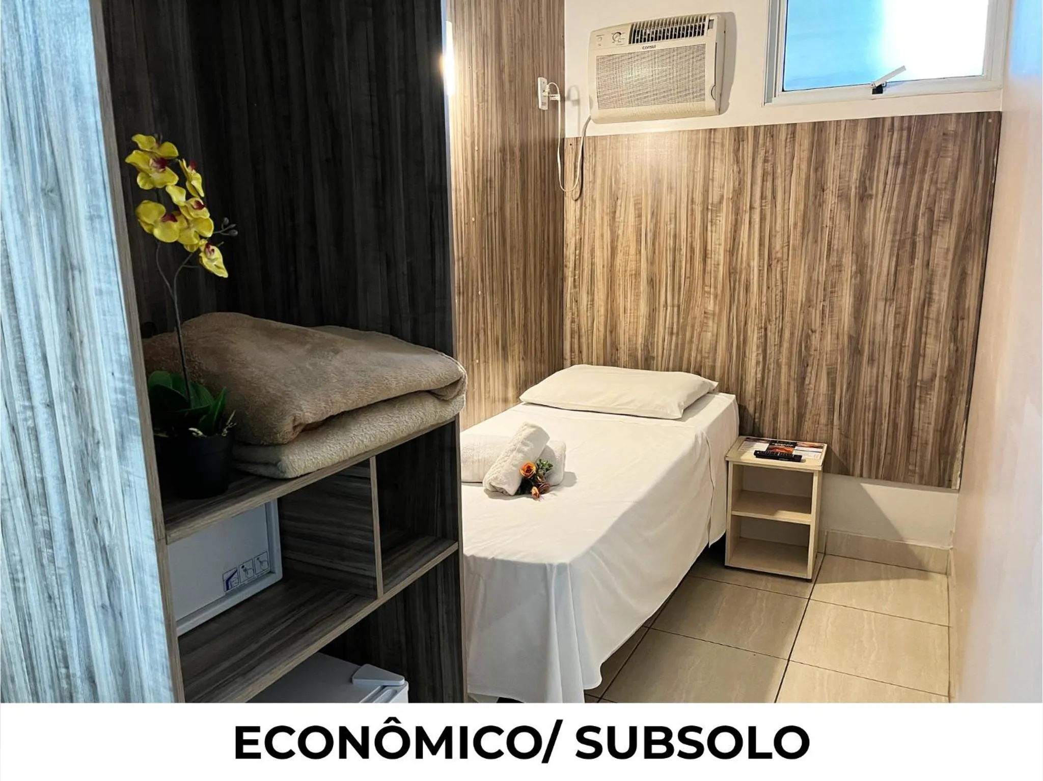 Bedroom in Hotel Diplomat by Bsb Inn