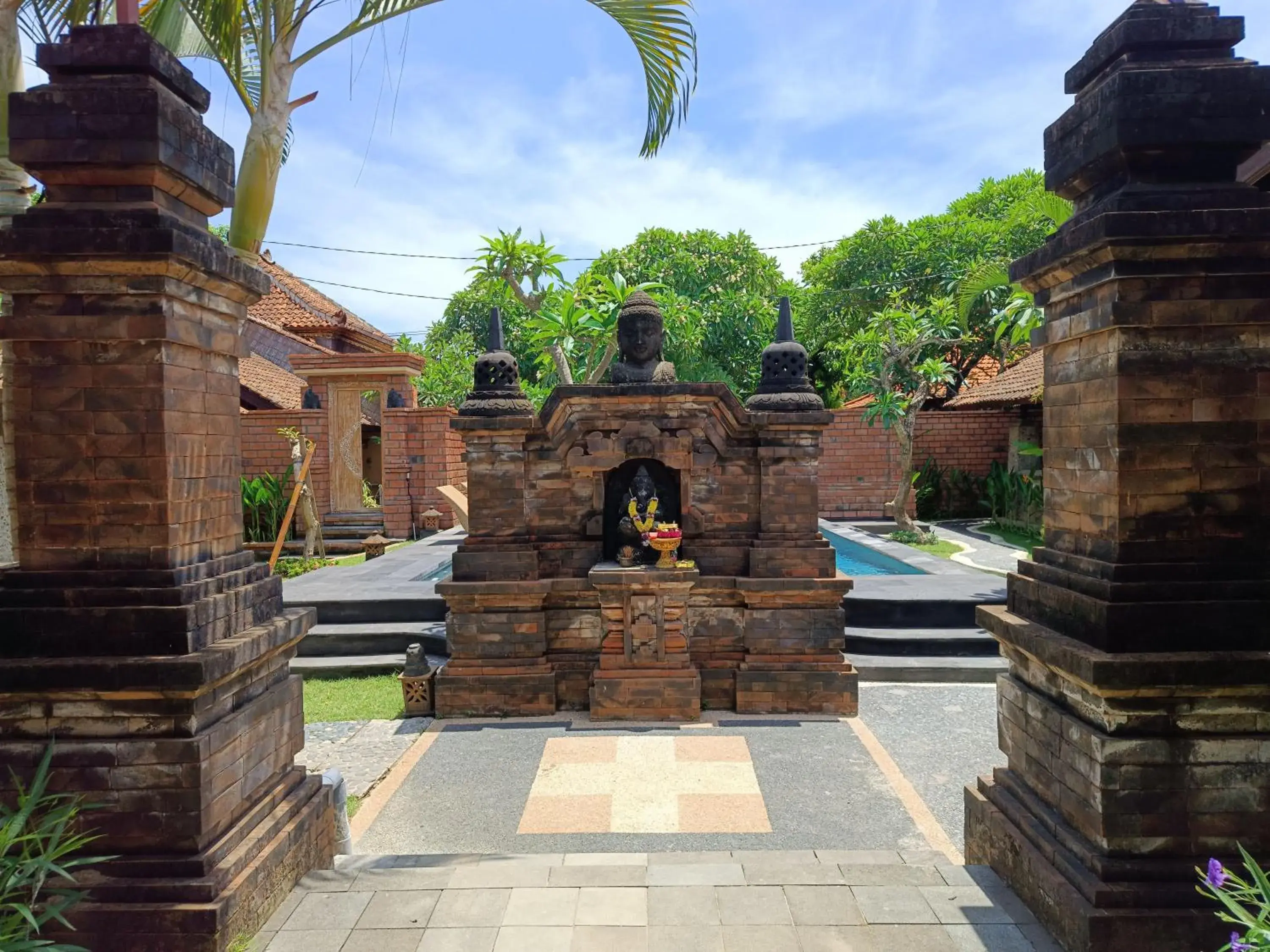 Property building in Mahe Garden Inn and Villas by Kamara Property building in Mahe Garden Inn and Villas by Kamara