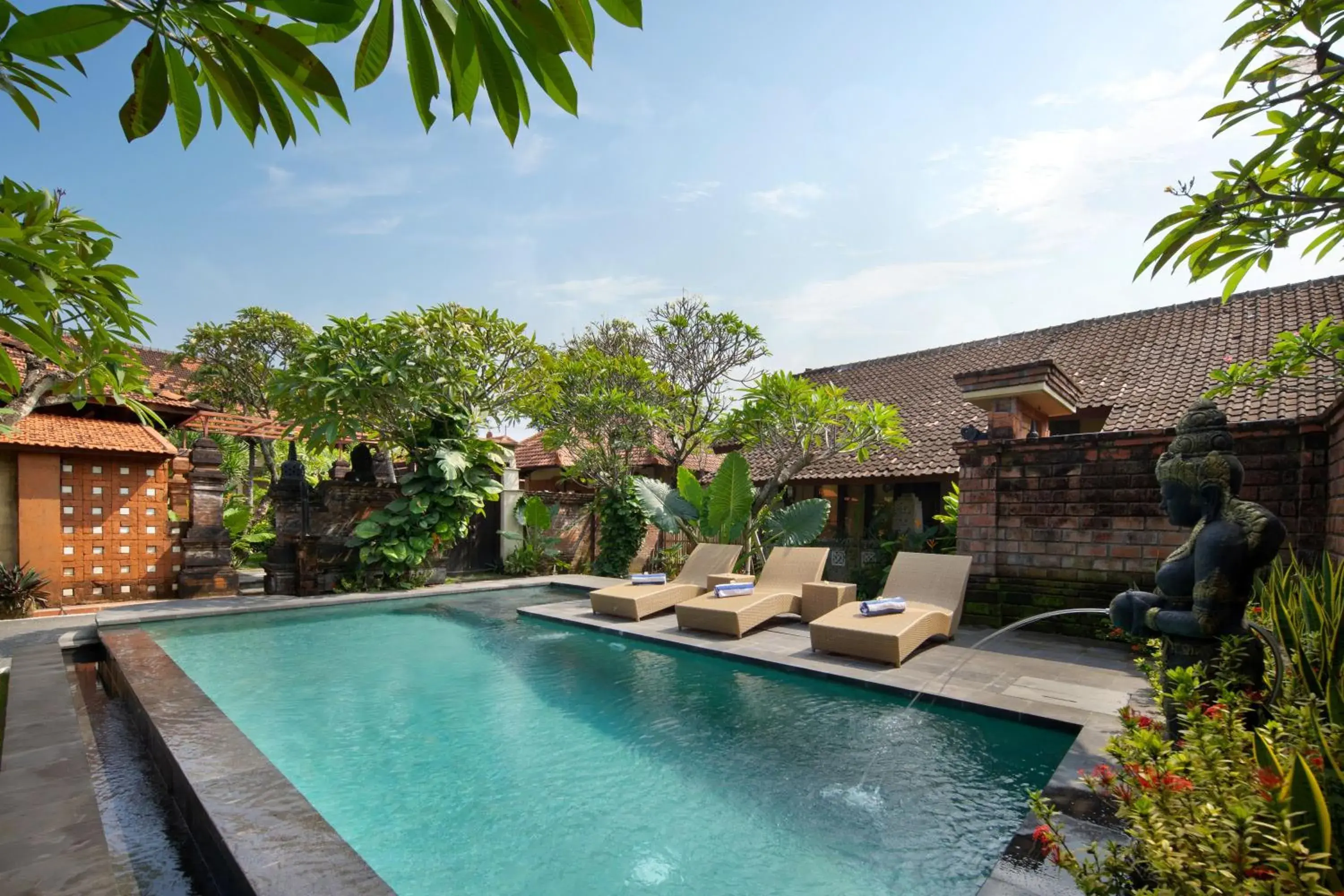 Swimming pool in Mahe Garden Inn and Villas by Kamara Swimming pool in Mahe Garden Inn and Villas by Kamara