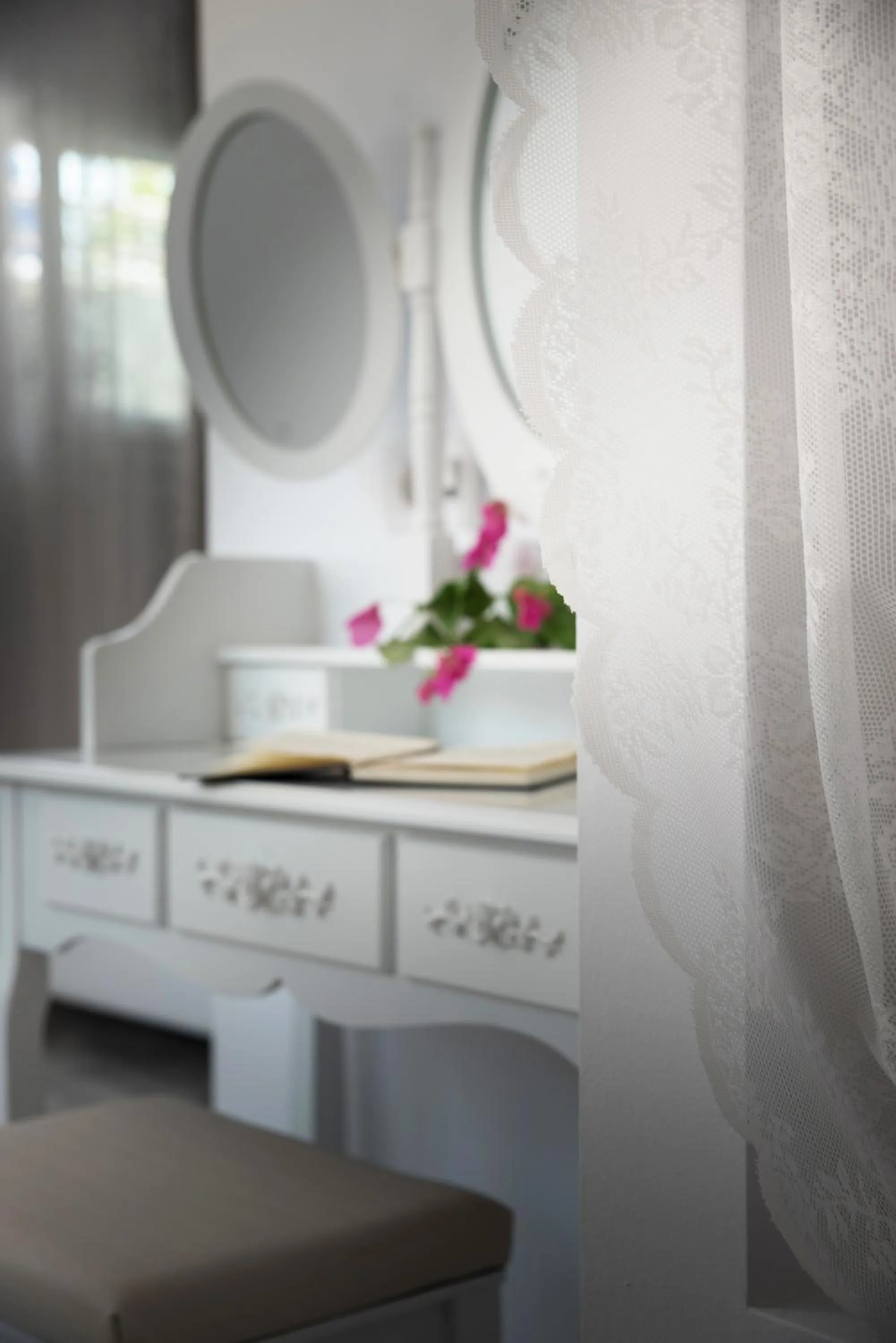 Decorative detail in Stella Maria