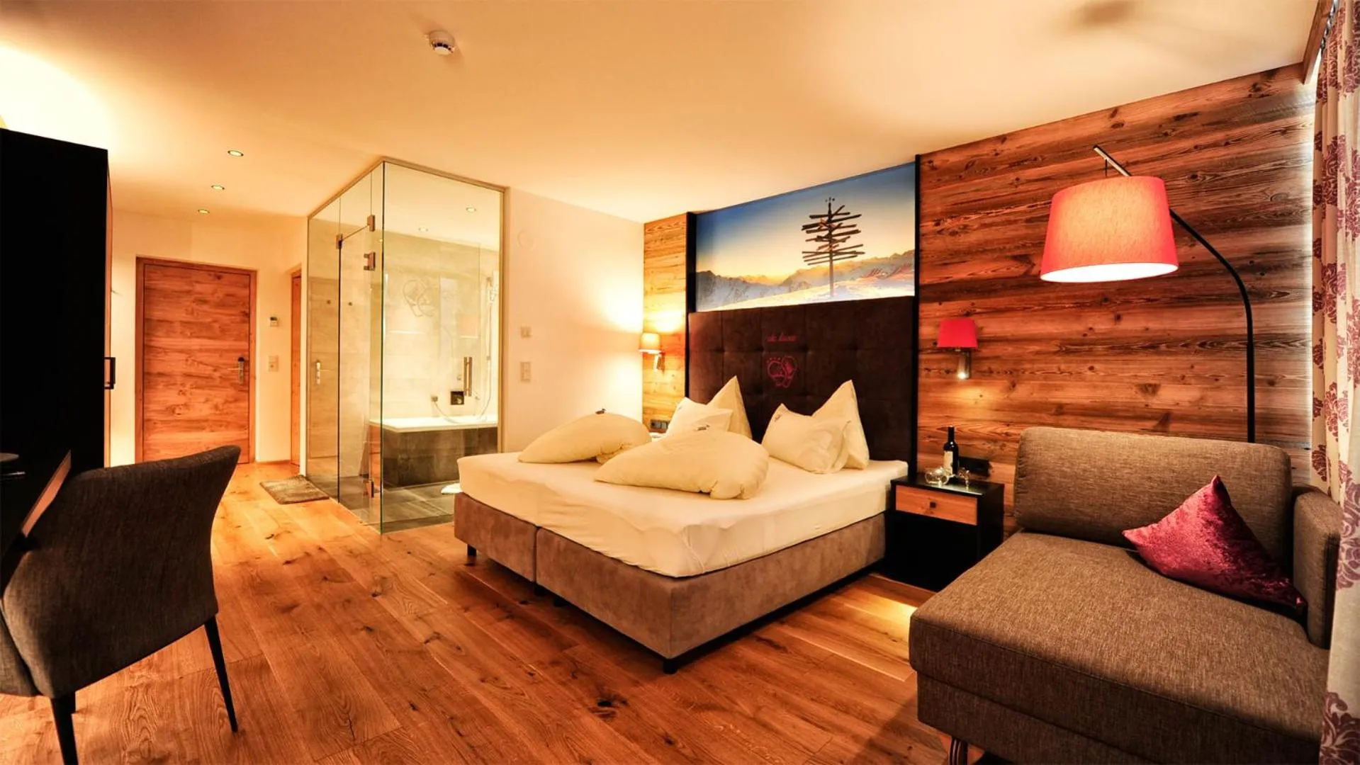 Photo of the whole room, Bed in Hotel Garni Stefanie