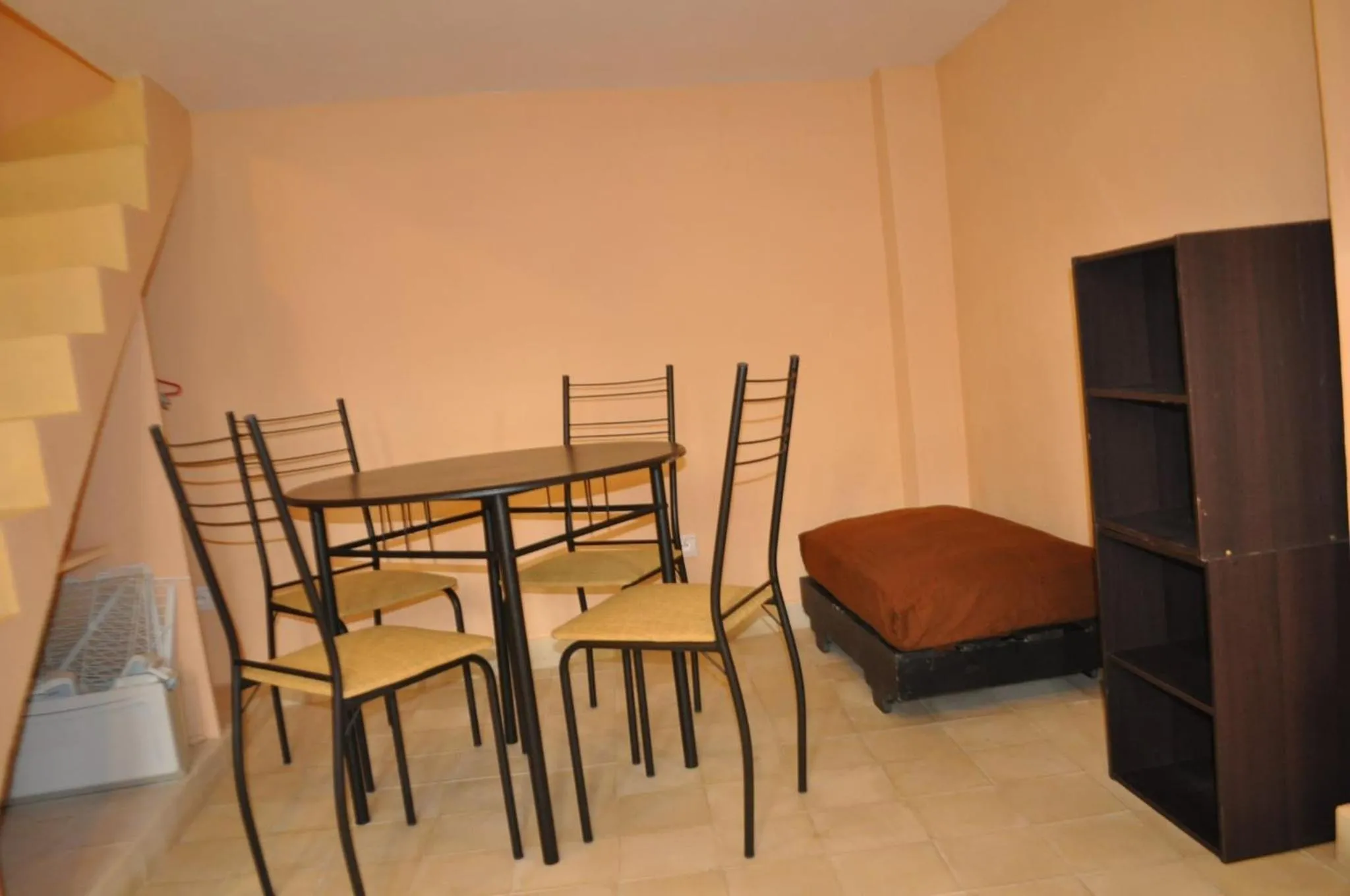 Dining area in Studio Mezzanine Kasbah Tanger - Climatise