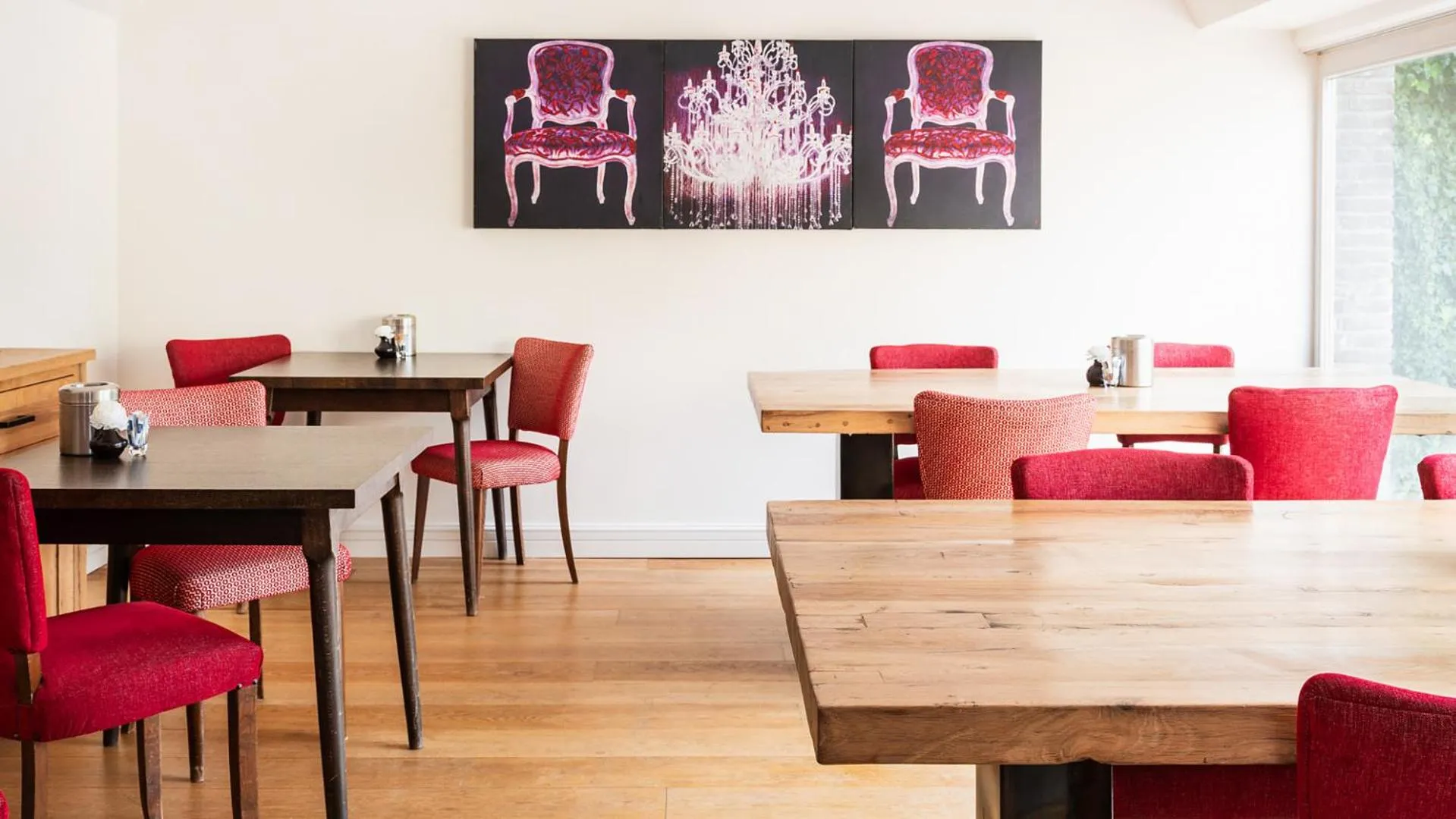 Restaurant/places to eat in Villa Valkenburg