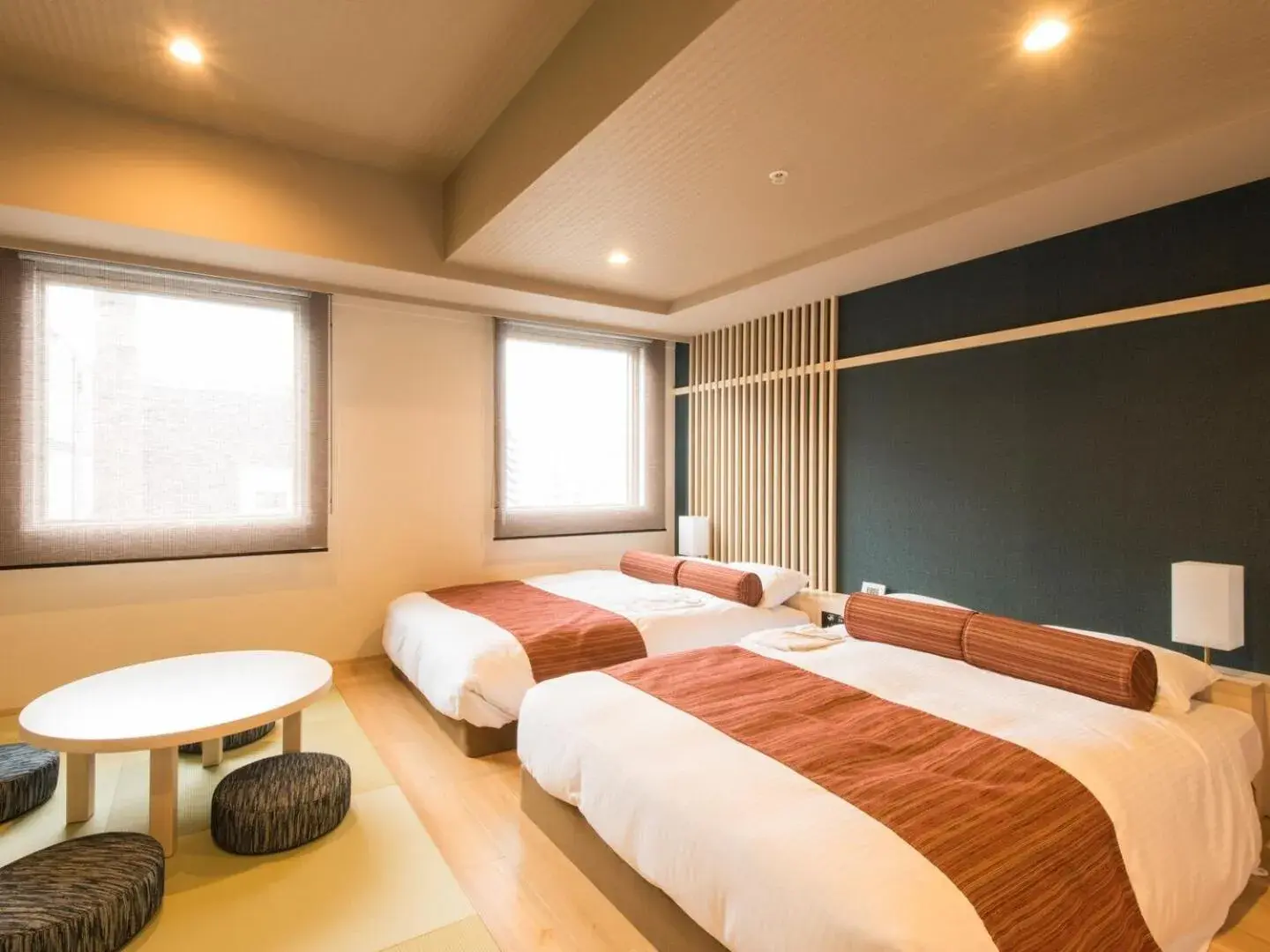 Bed in Rembrandt Style Sapporo Bed in Rembrandt Style Sapporo