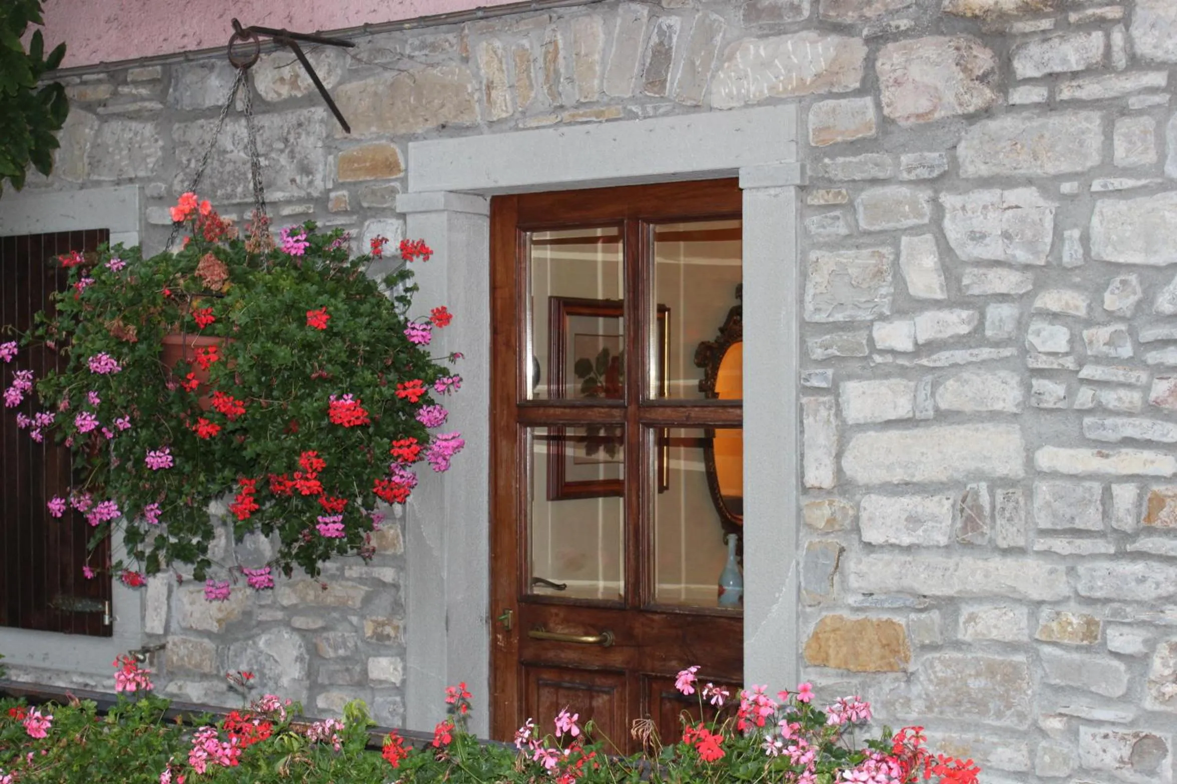 Decorative detail in Locanda Zita
