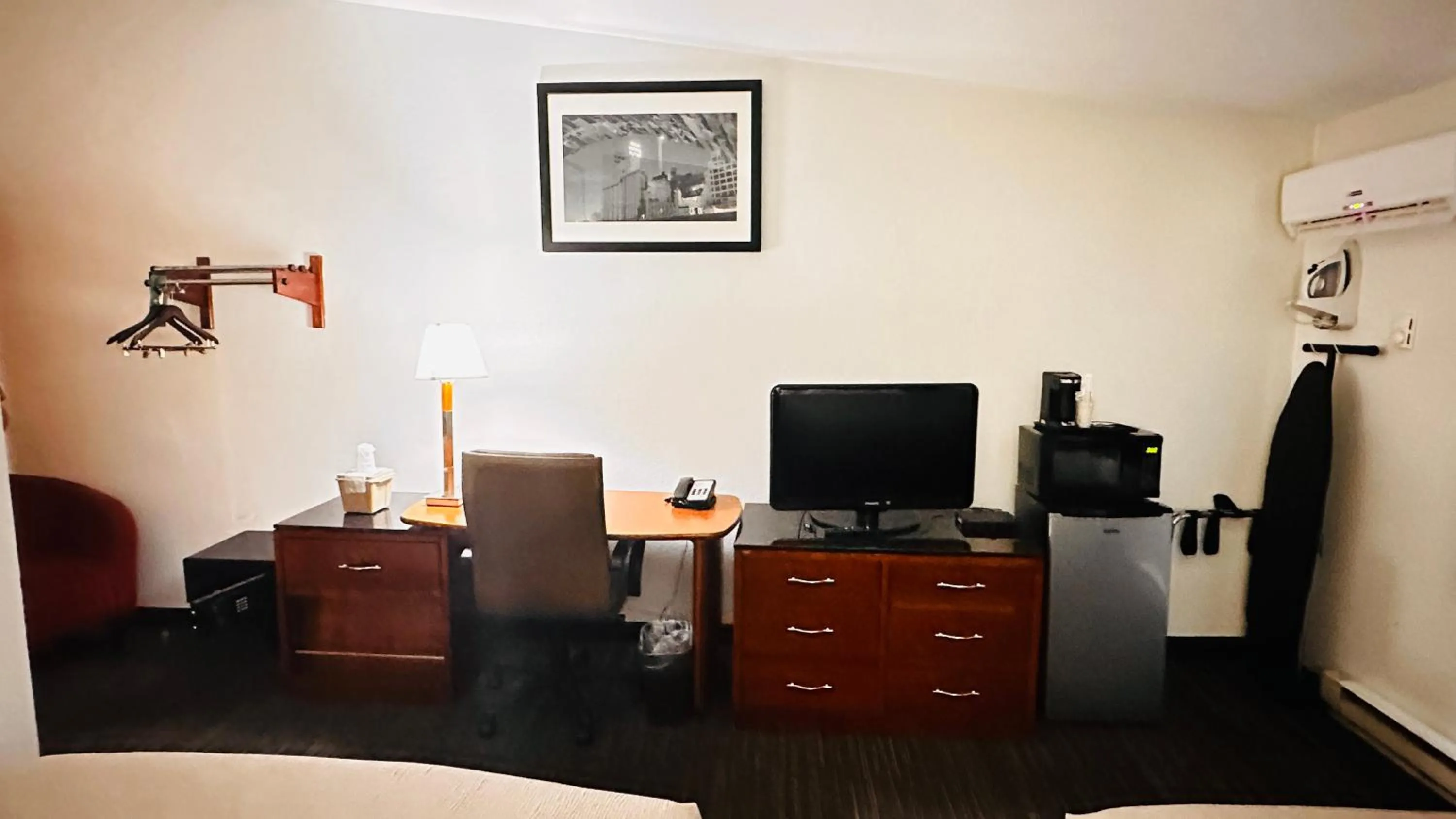 furniture in Quality Inn St Paul-Minneapolis-Midway