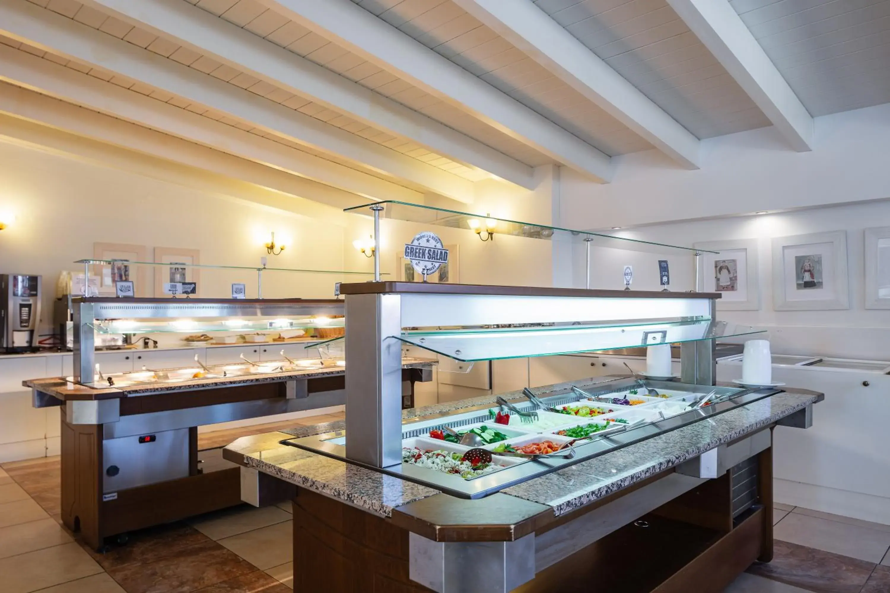 Food and drinks in Koni Village Hotel Food and drinks in Koni Village Hotel