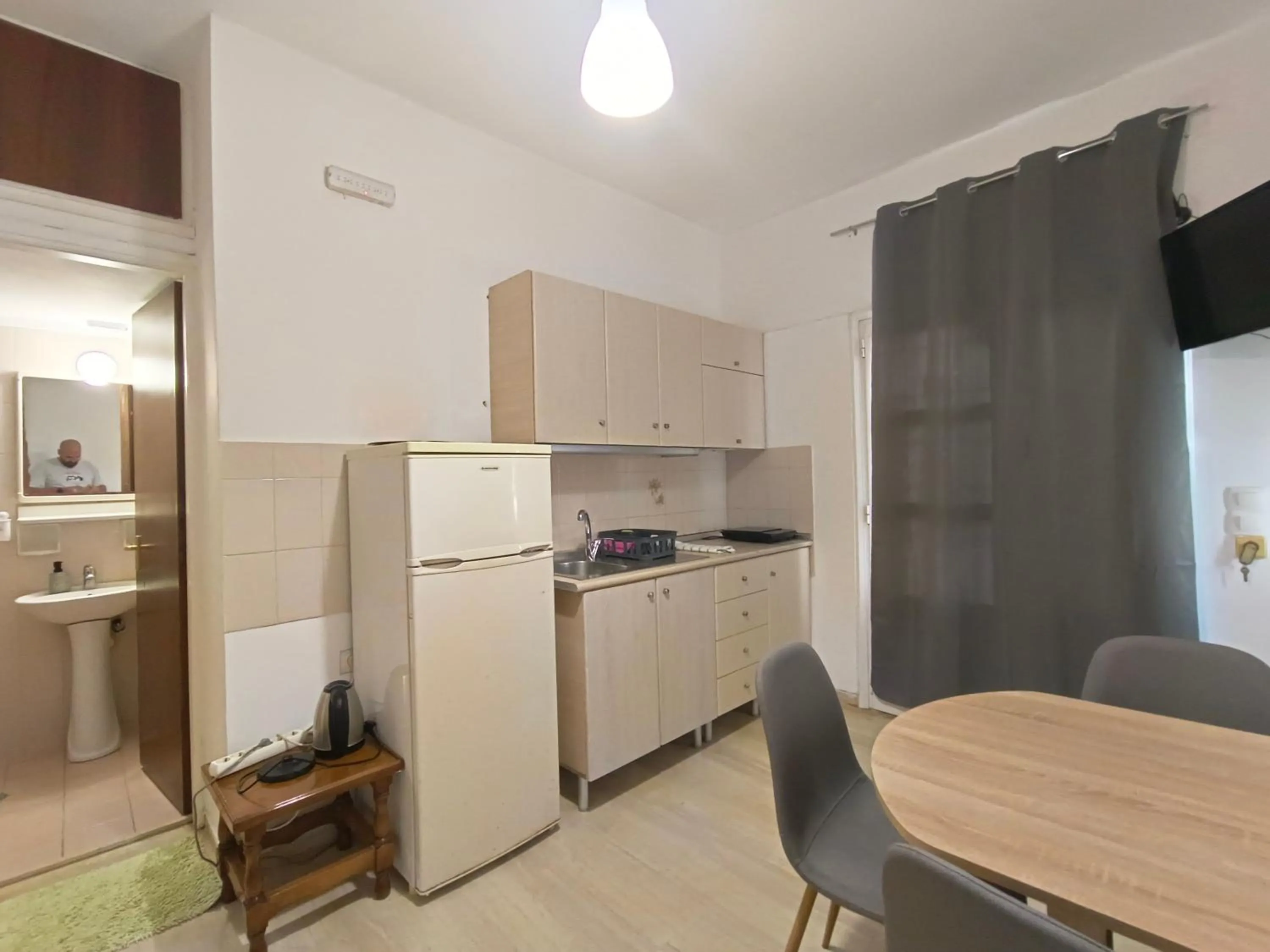 Living room in Albatross Apartments