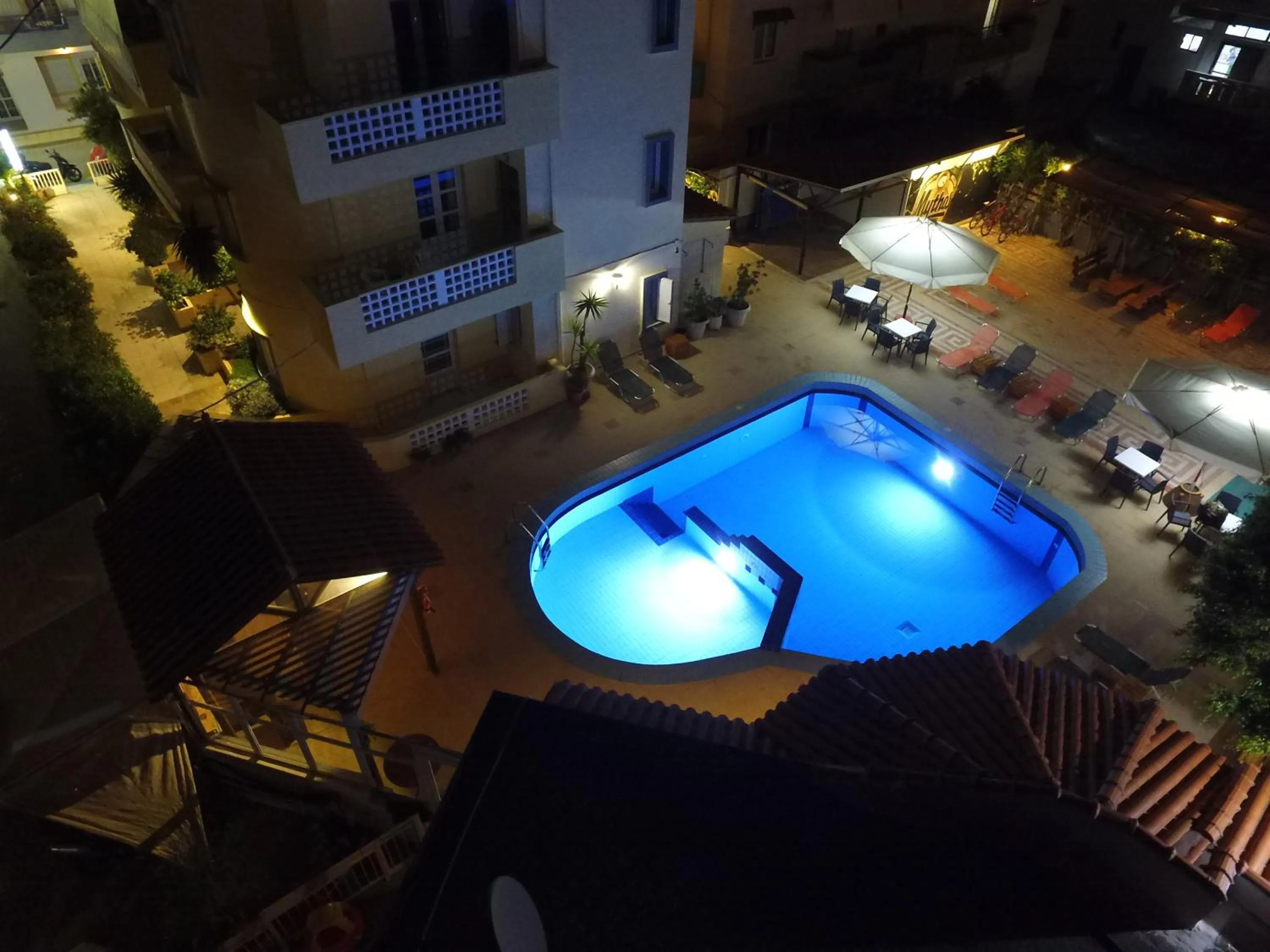 Night in Albatross Apartments