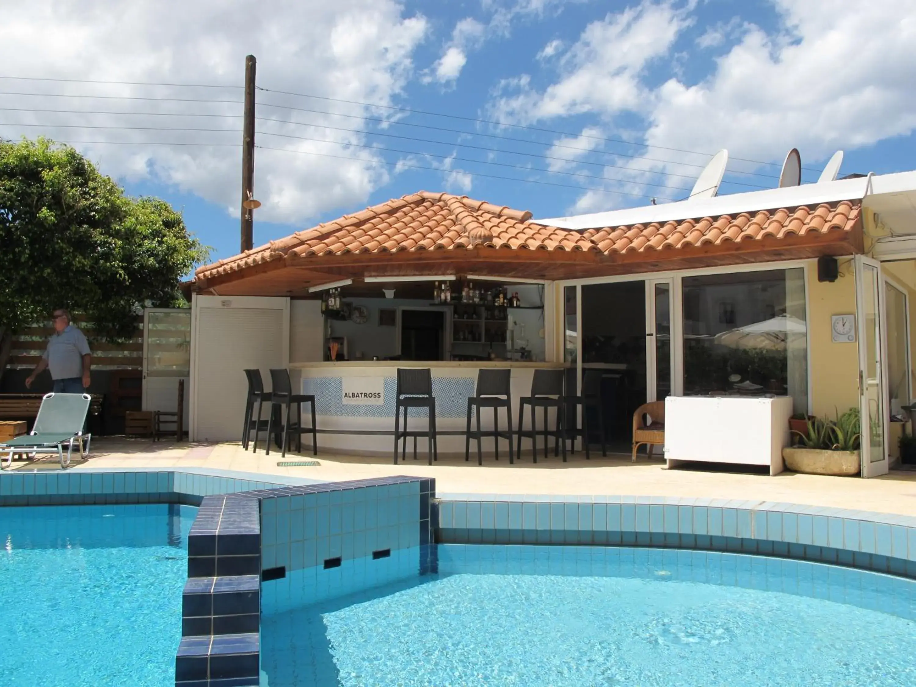 Pool view in Albatross Apartments Pool view in Albatross Apartments