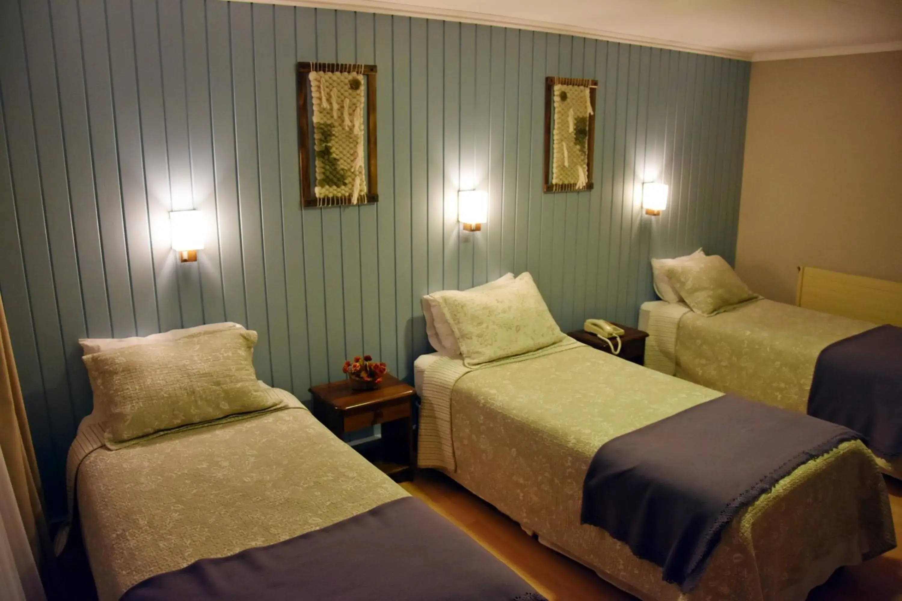 Photo of the whole room, Bed in Lady Florence Dixie Photo of the whole room, Bed in Lady Florence Dixie